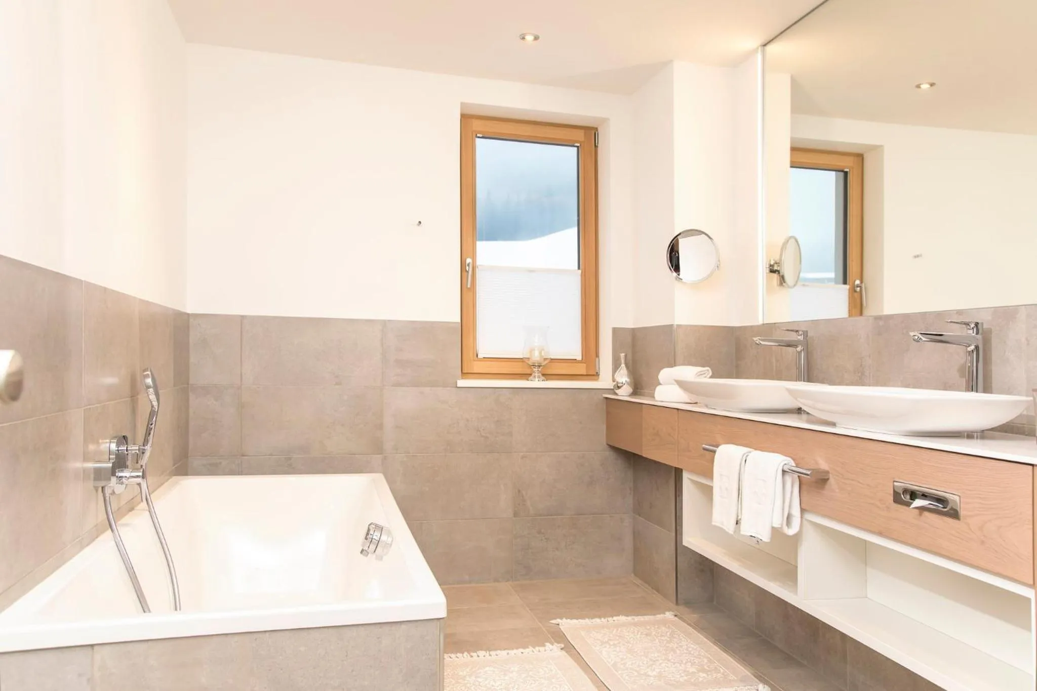 Bathroom in Das Hohe Salve Sportresort, 4 Sterne Superior