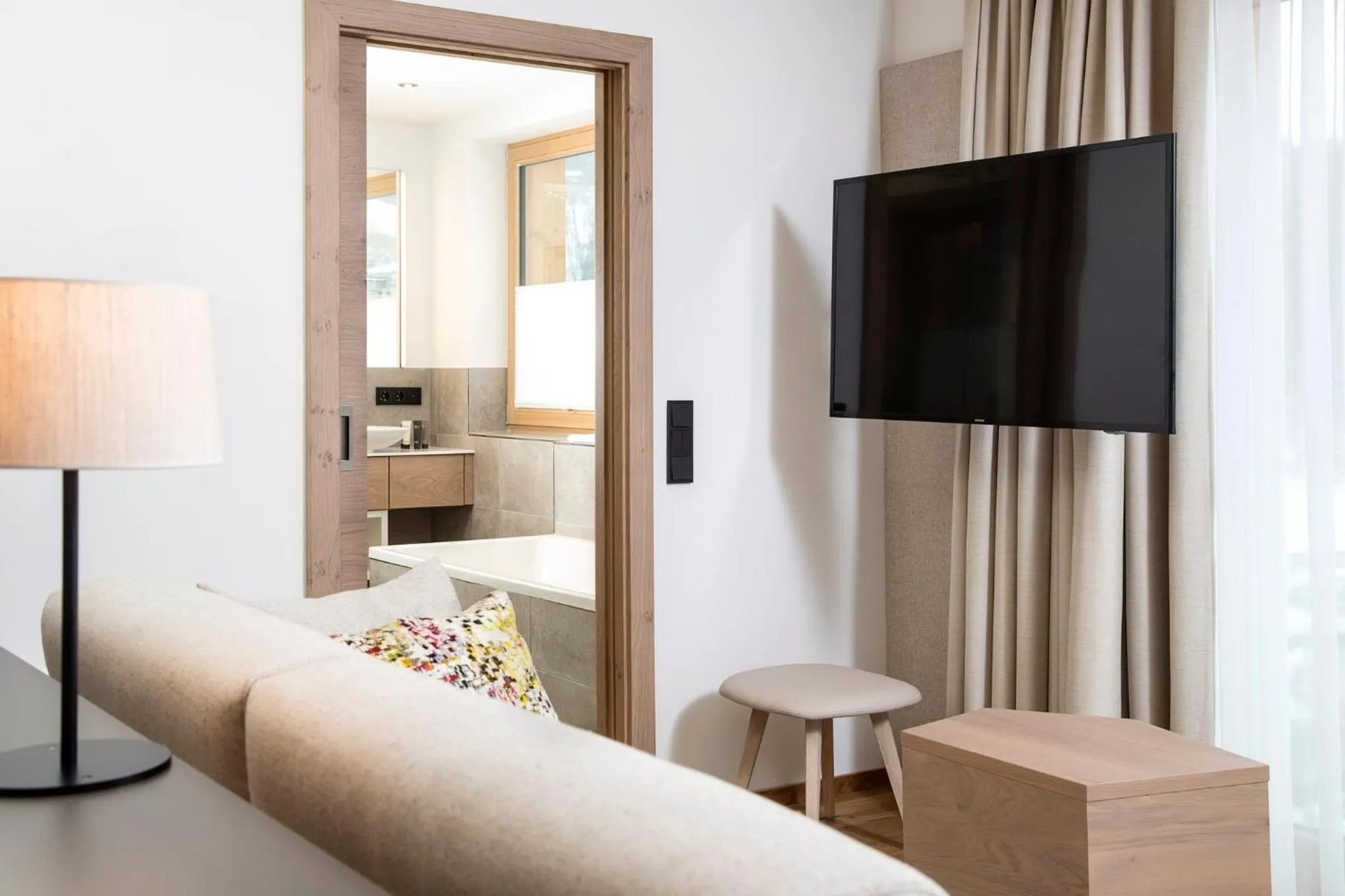 Photo of the whole room, Bed in Das Hohe Salve Sportresort, 4 Sterne Superior