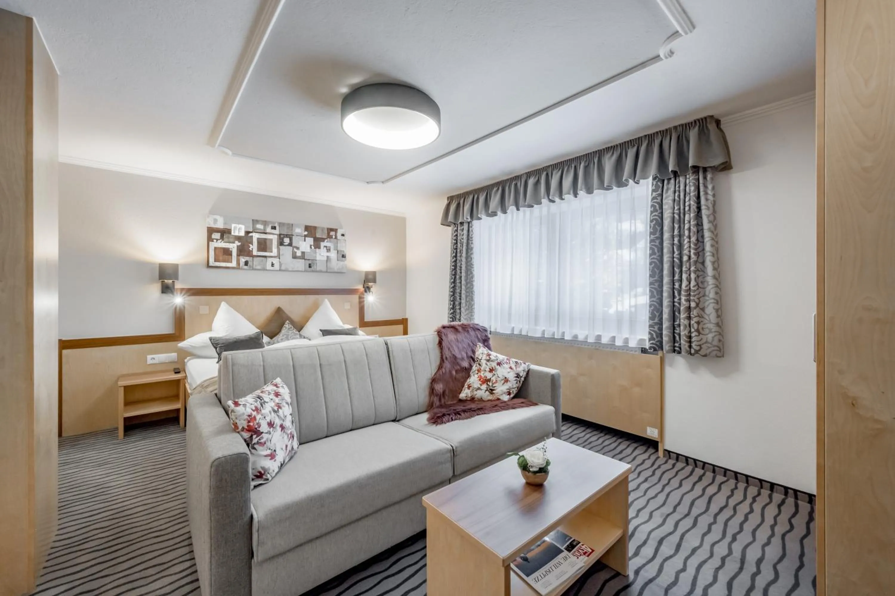 Bedroom, Bed in Aliona Apart