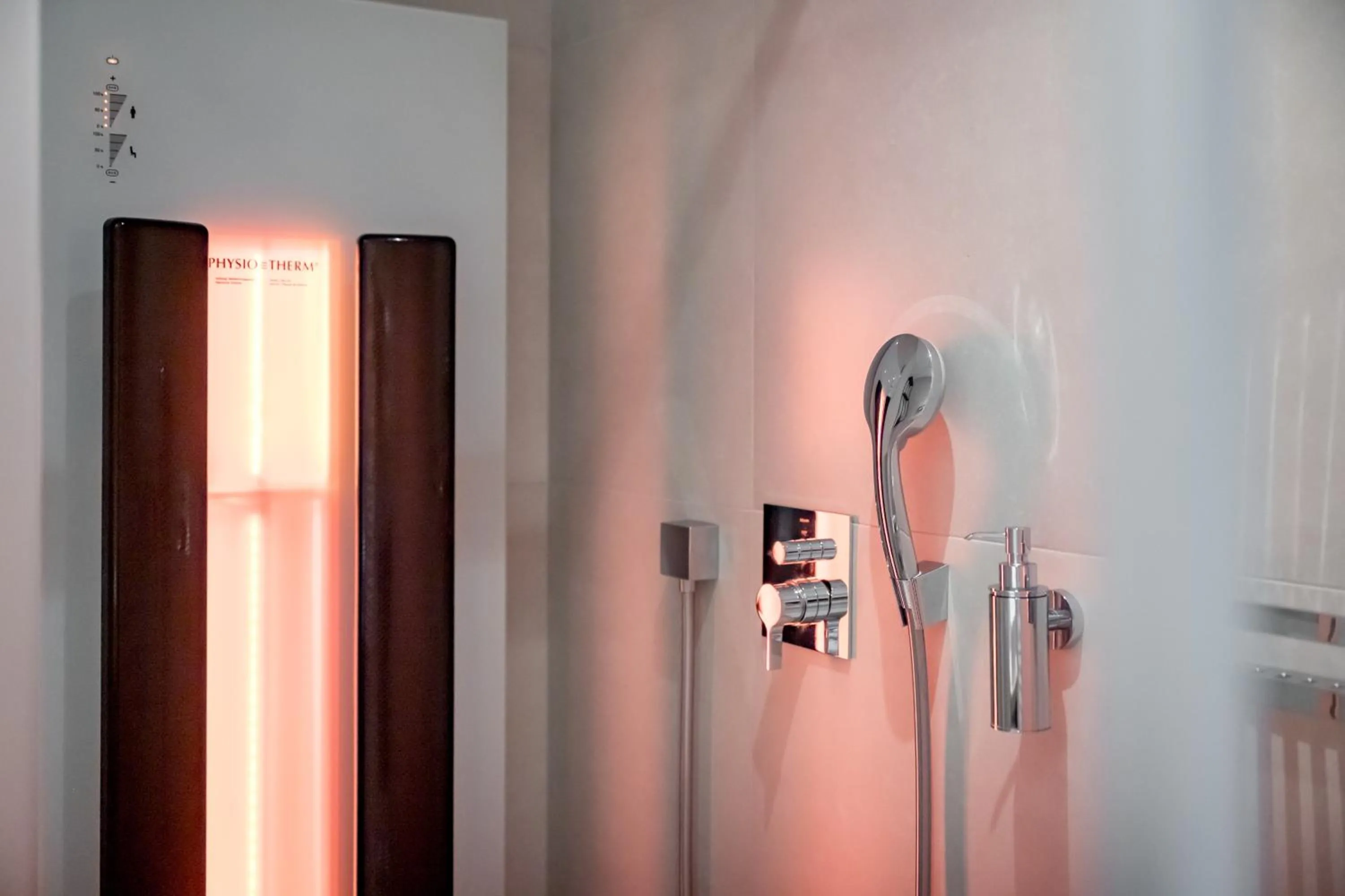 Shower in Aliona Apart