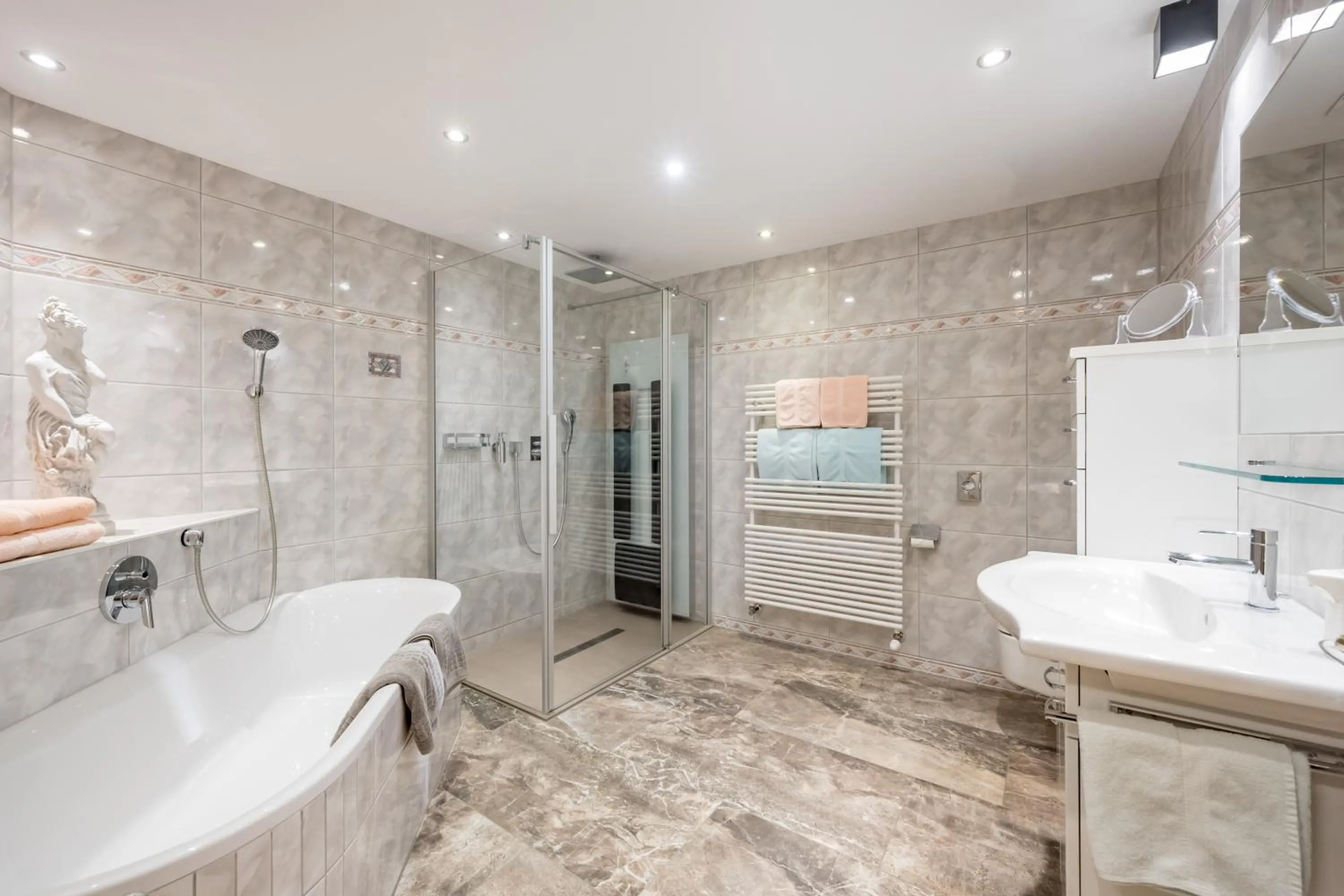 Bathroom in Aliona Apart