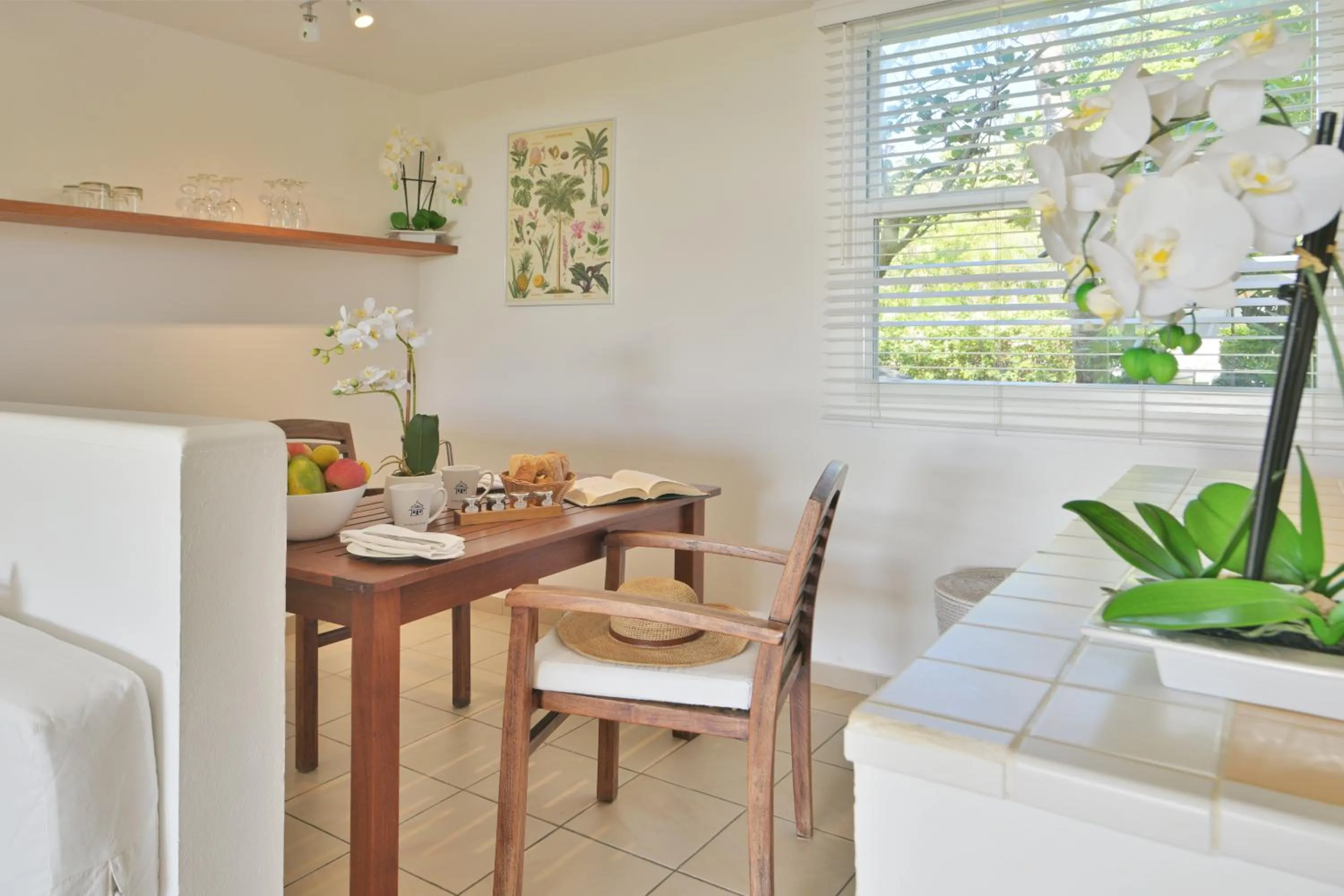 Dining area in Les Ilets De La Plage