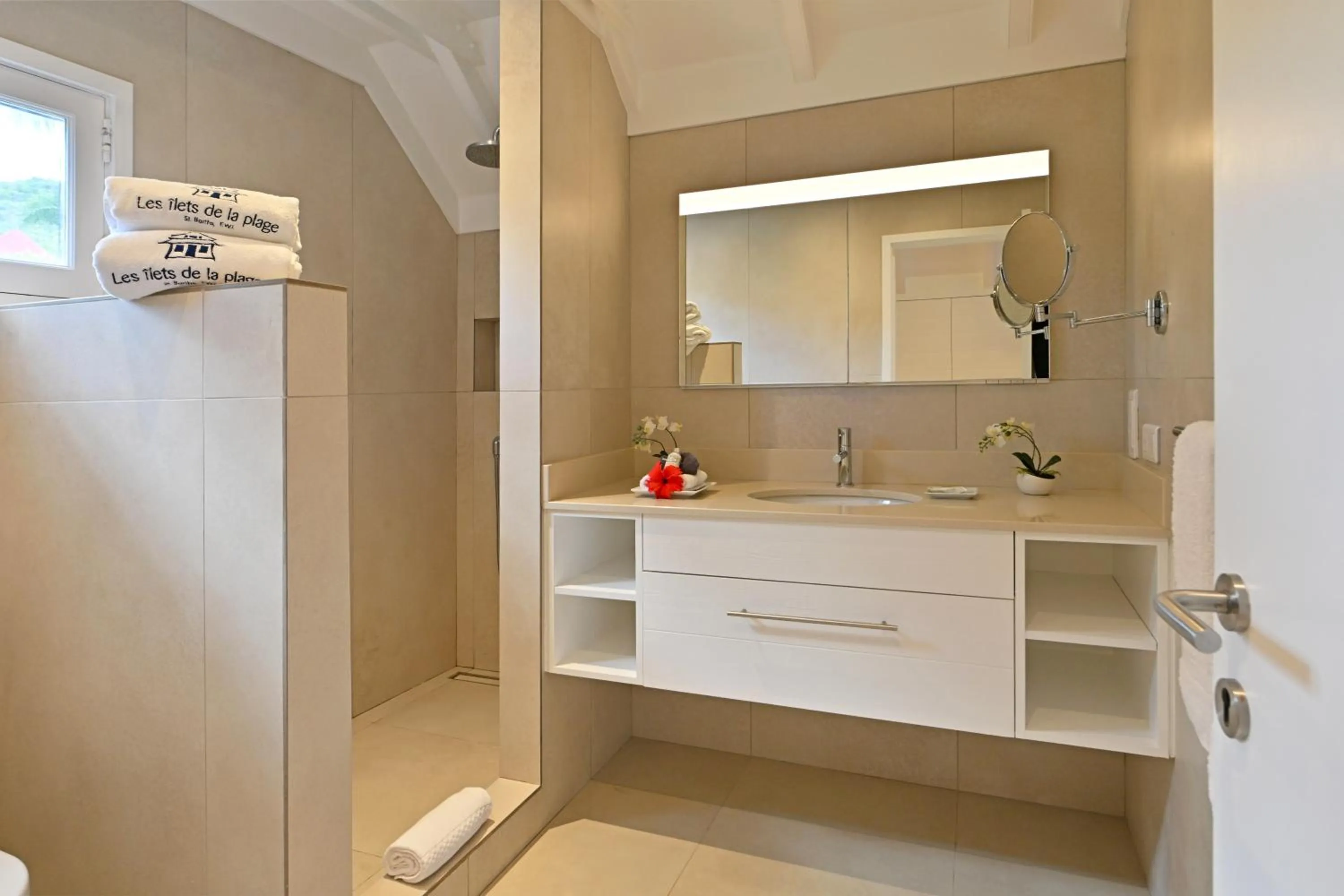 Bathroom in Les Ilets De La Plage