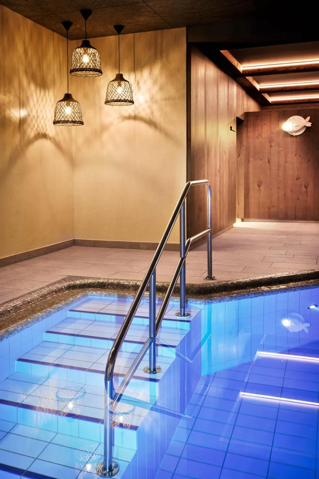 Swimming pool in SOULSISTERS' Hotel 4 Sterne Superior