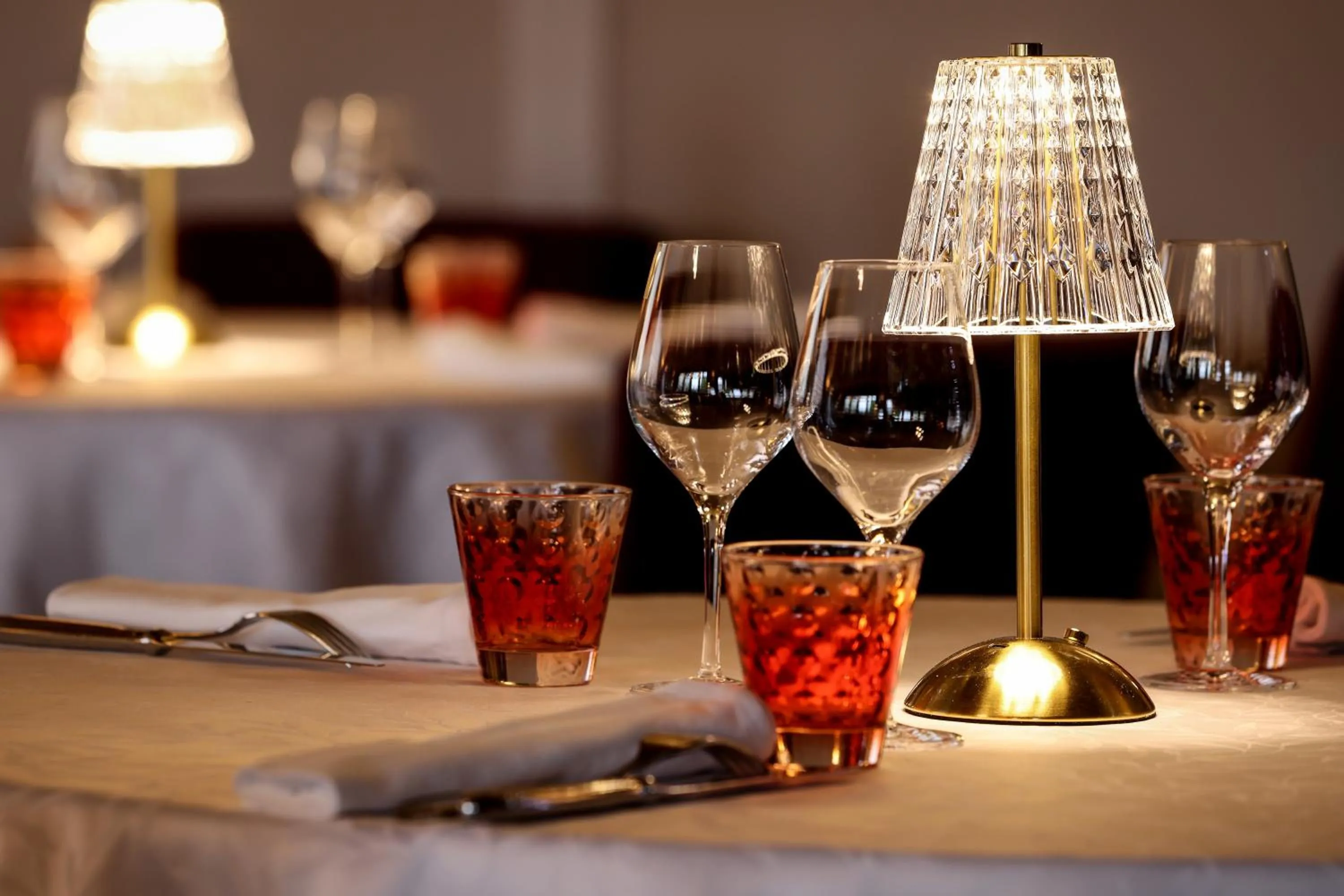 Restaurant/places to eat in Logis Hôtel-Restaurant Les Voyageurs