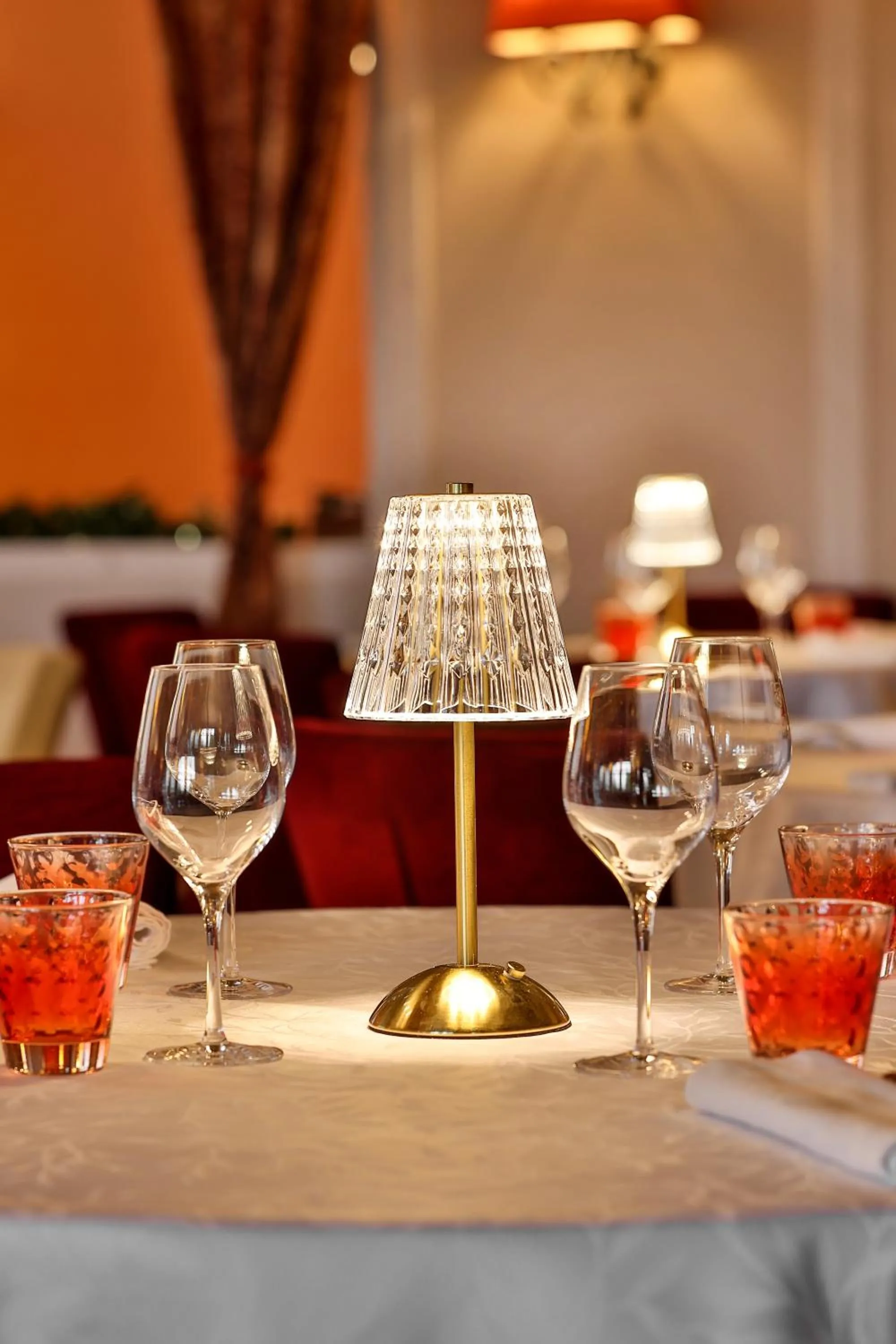 Restaurant/places to eat in Logis Hôtel-Restaurant Les Voyageurs