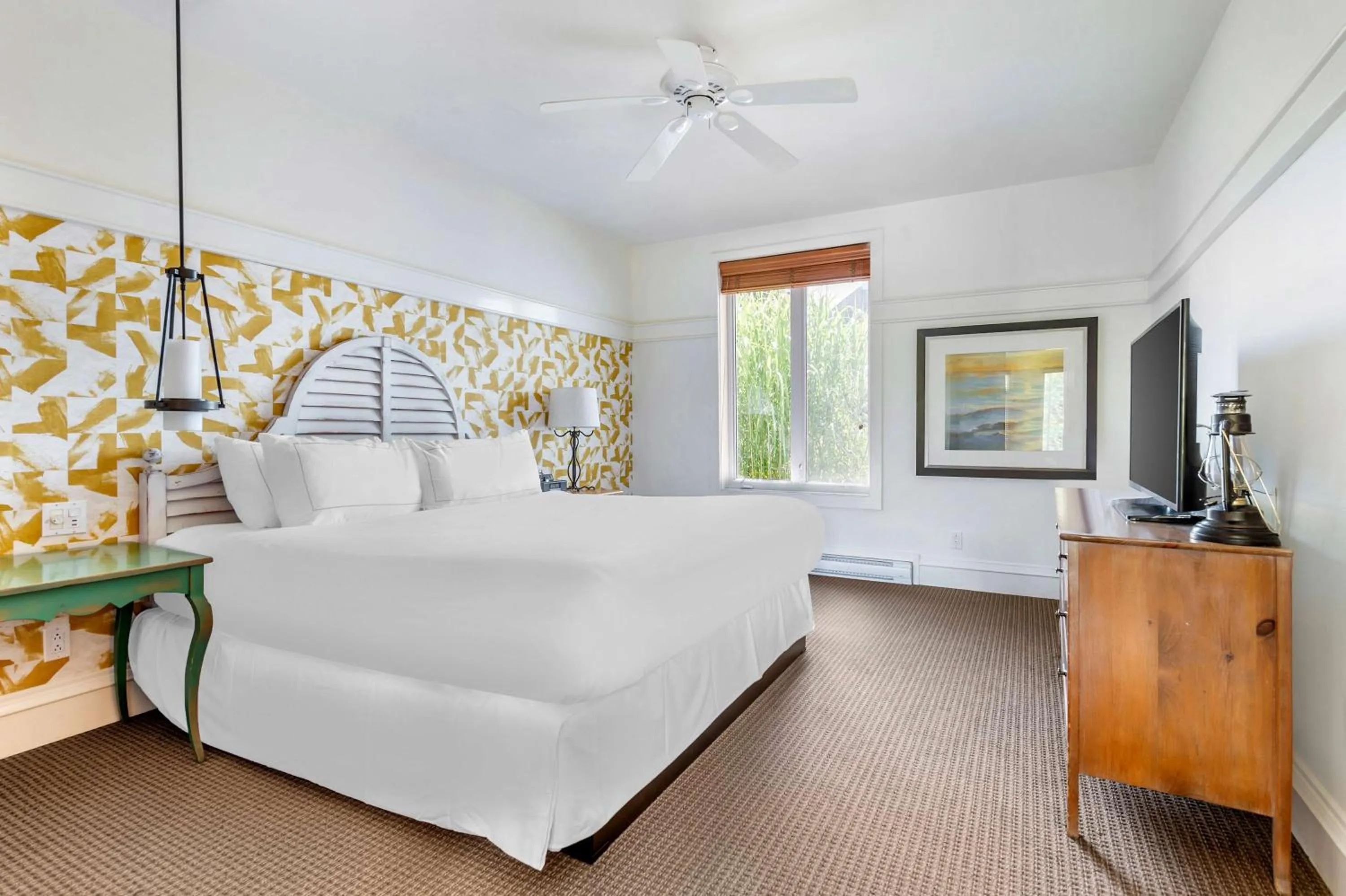 Bed in Hilton Grand Vacations Club Tremblant Canada