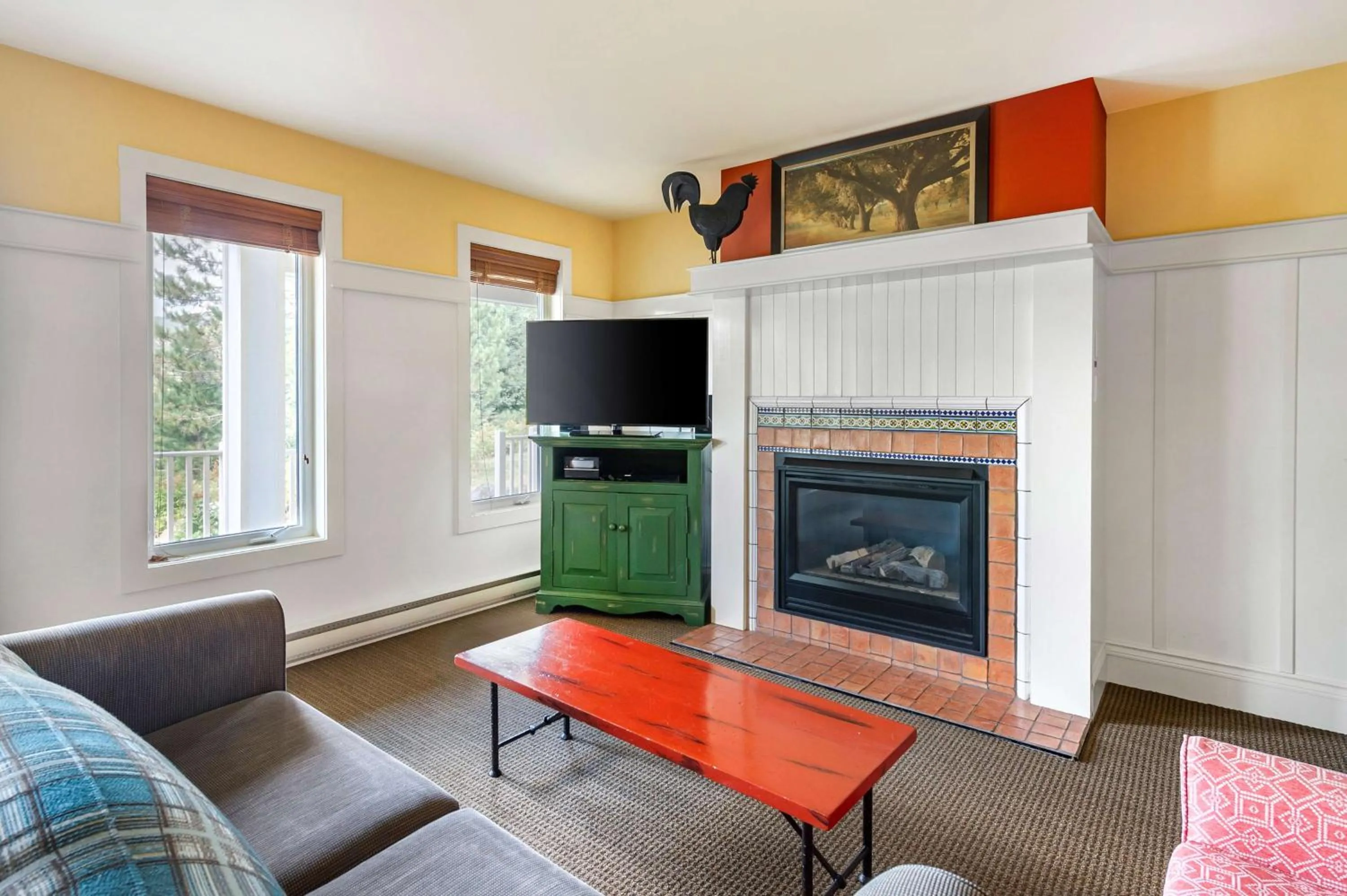 Living room in Hilton Grand Vacations Club Tremblant Canada