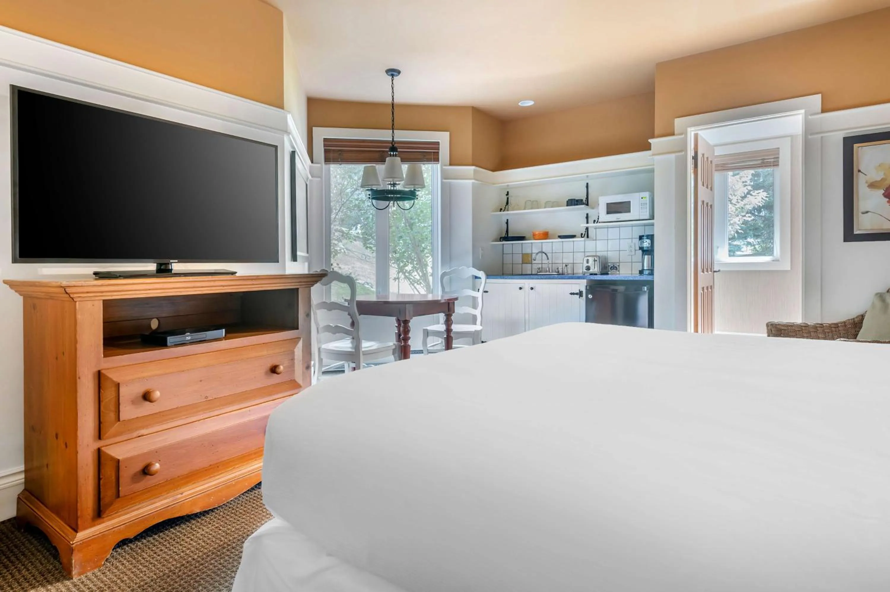 Bed in Hilton Grand Vacations Club Tremblant Canada