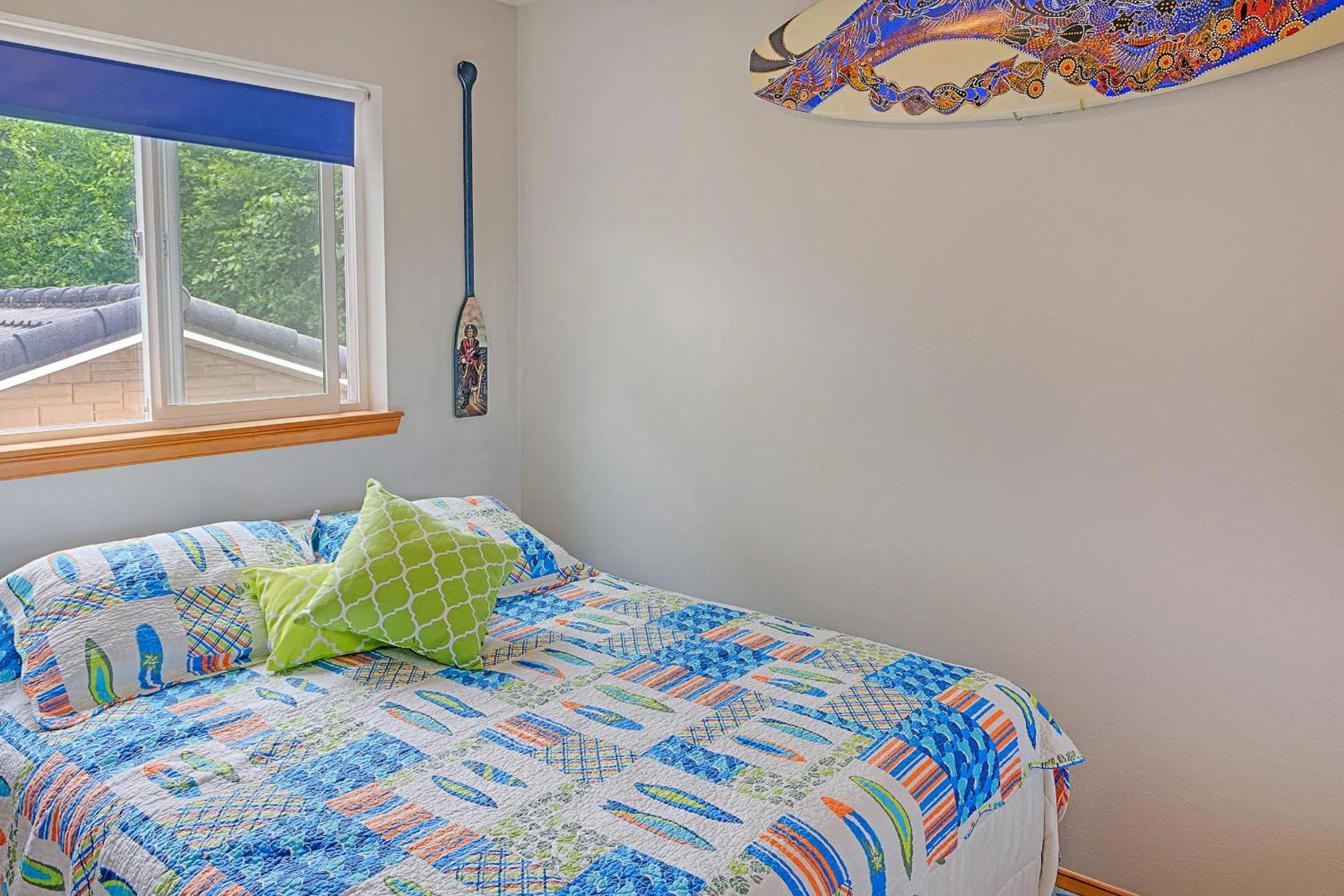 Bed in Beachfront Moclips Retreat w Hot Tub Fire Pit