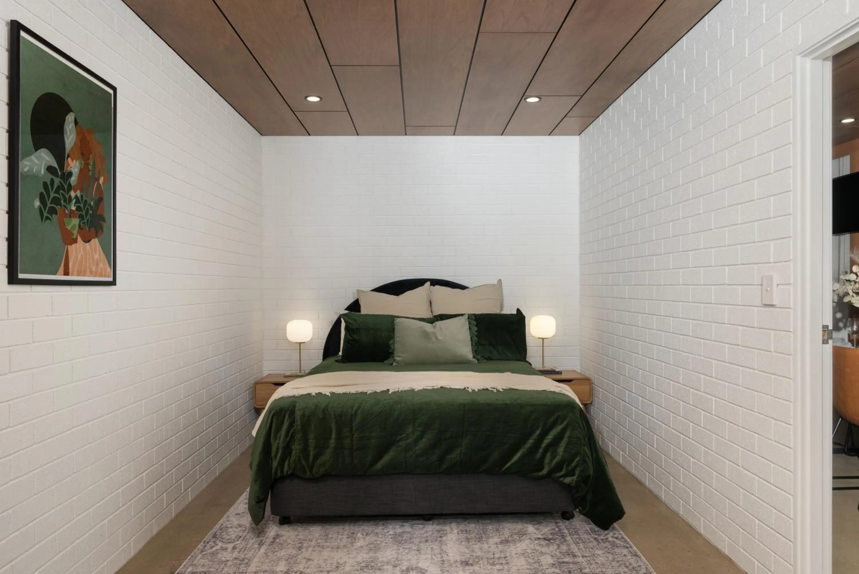 Bedroom, Bed in Railway Motel Myrtleford