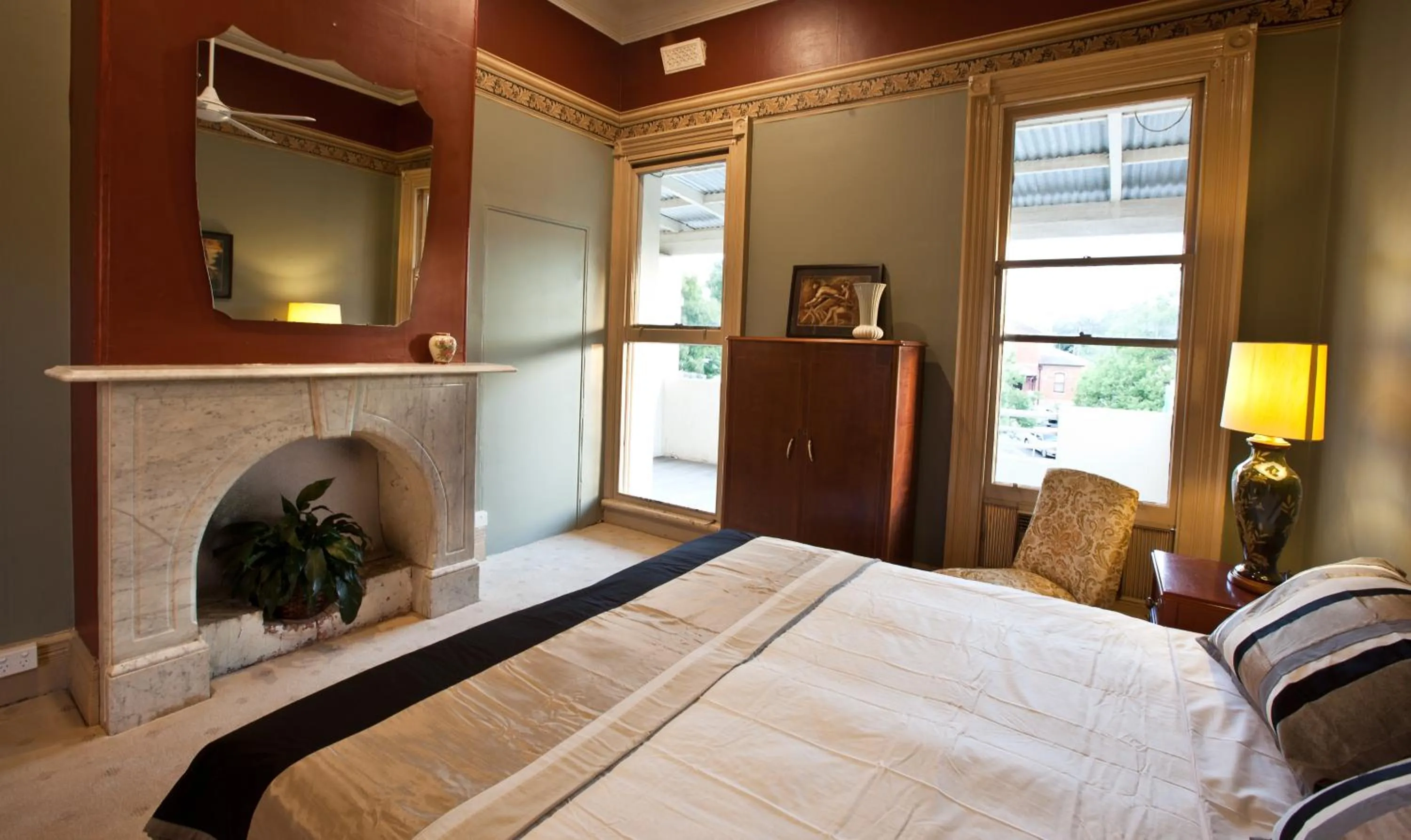 Bedroom, Bed in Delatite Hotel