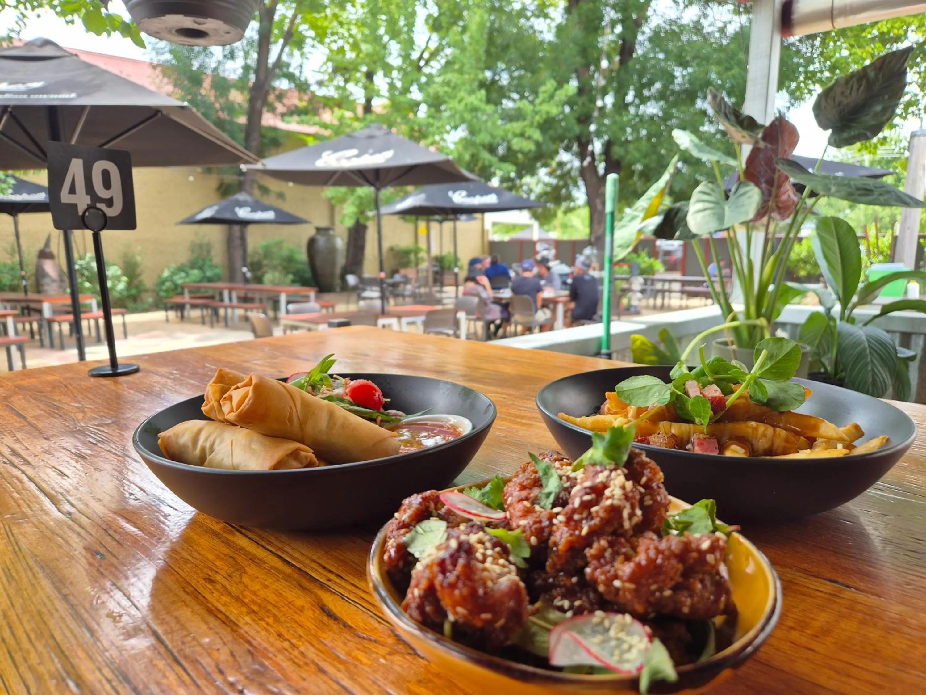 Restaurant/places to eat in Delatite Hotel