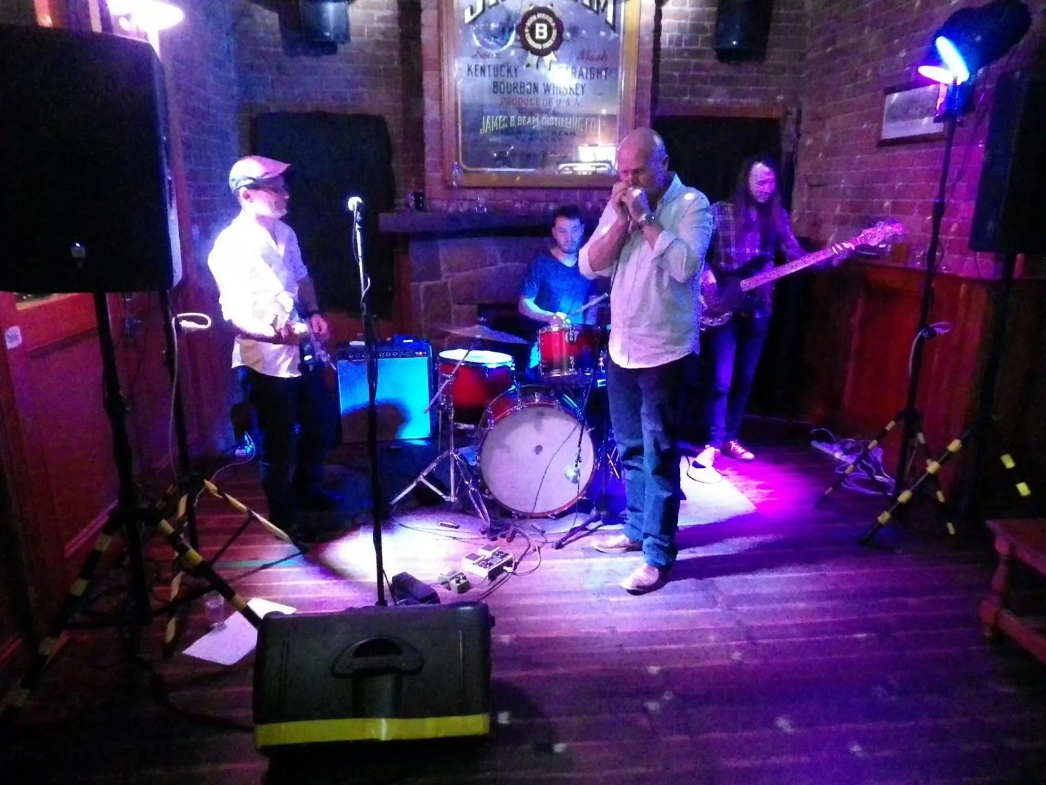 Entertainment in Delatite Hotel