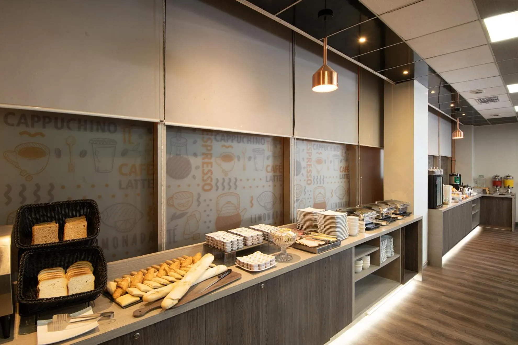 Food in Boulevard Suites Ferrat