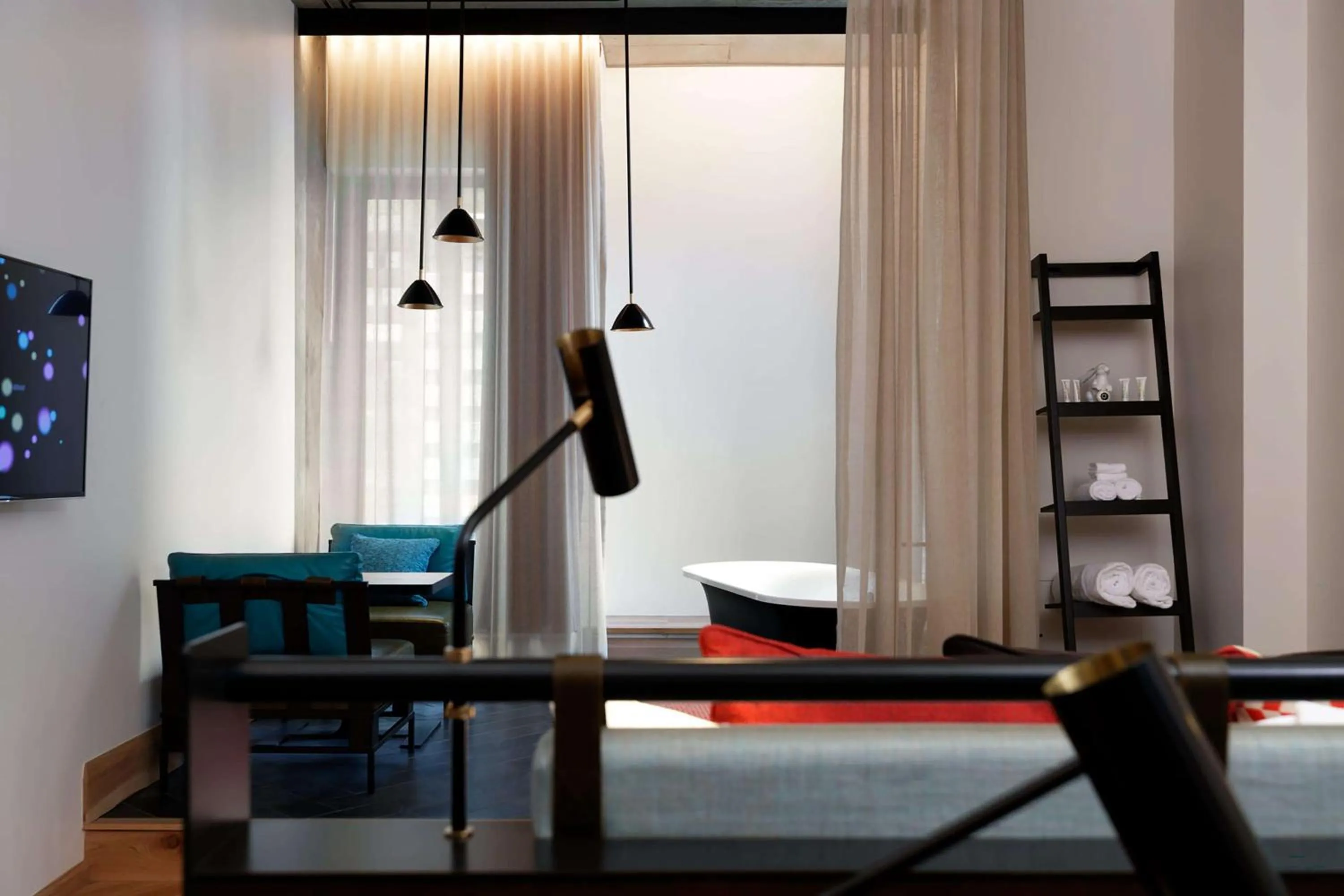 Bedroom, Bed in QT Melbourne