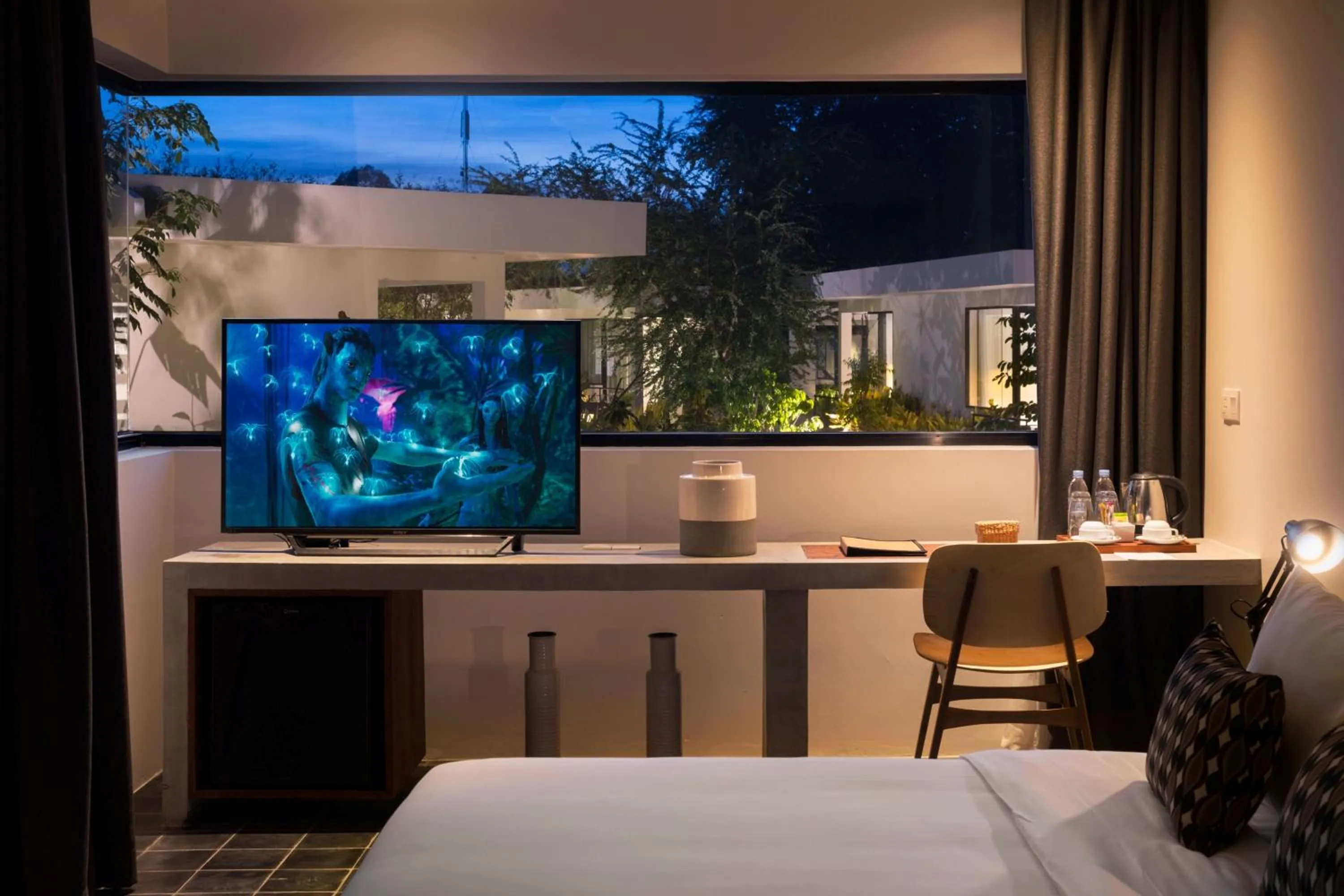 TV and multimedia, Bed in Hillocks Hotel & Spa