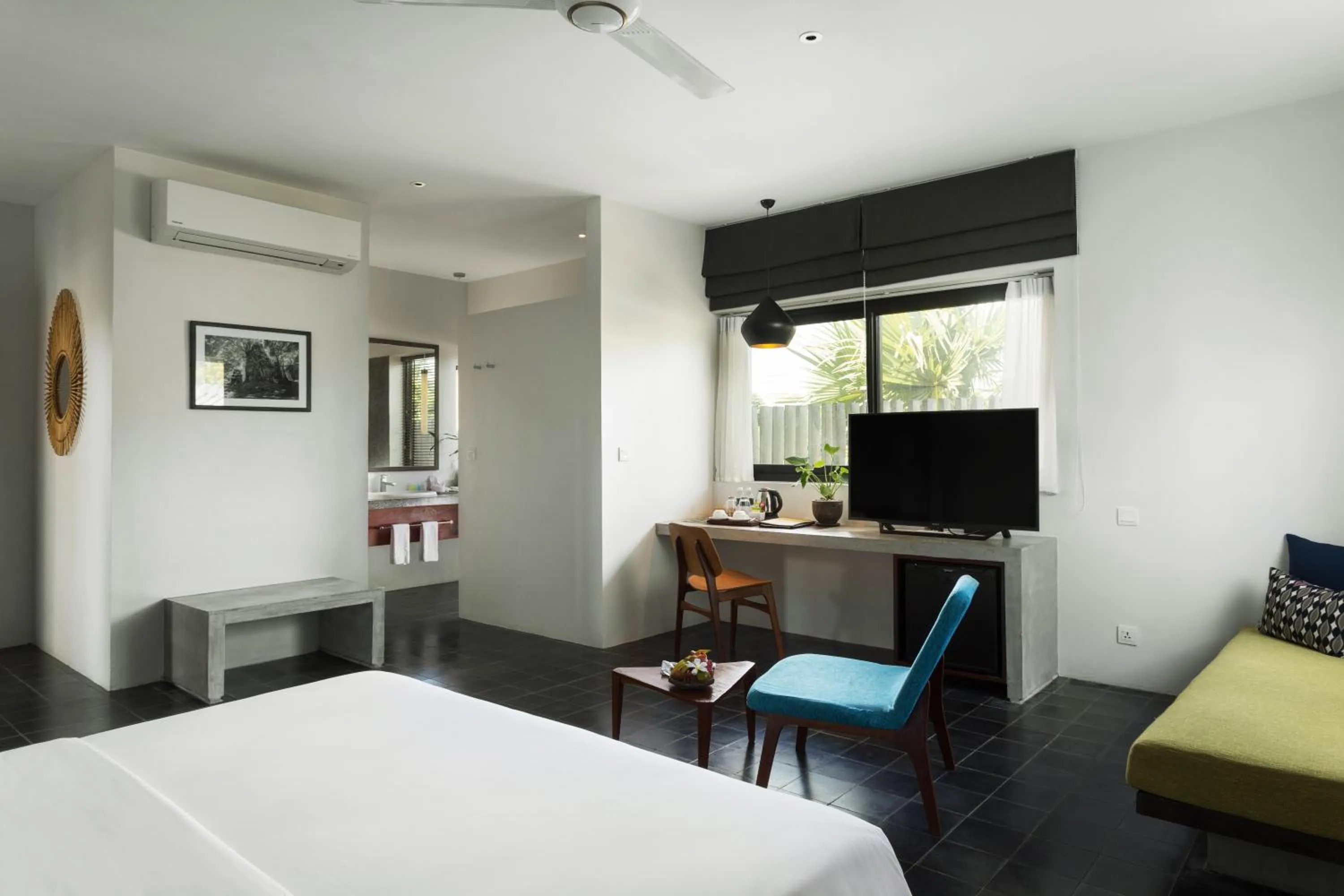 Bed in Hillocks Hotel & Spa