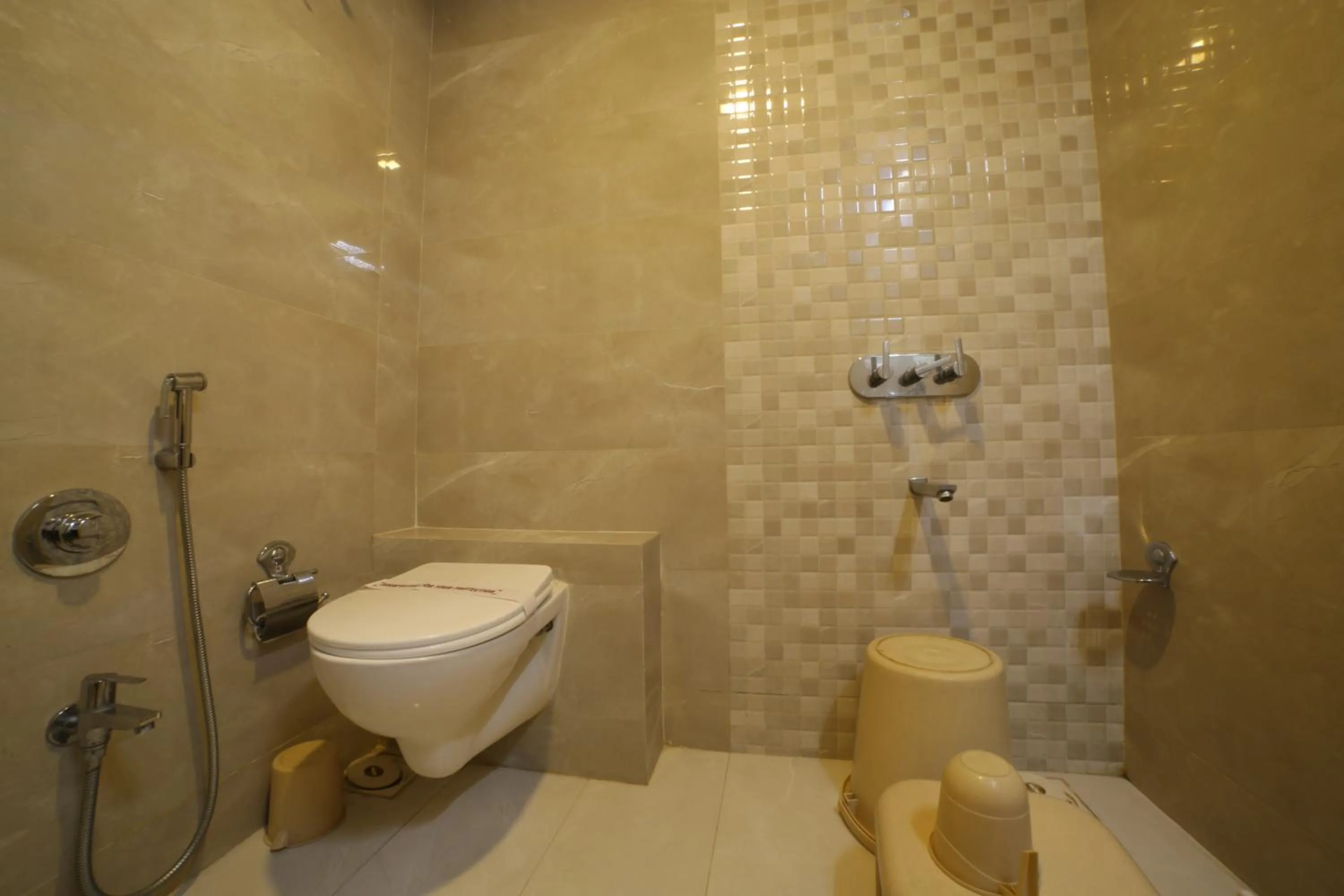 Bathroom in Hotel Grand Pragati