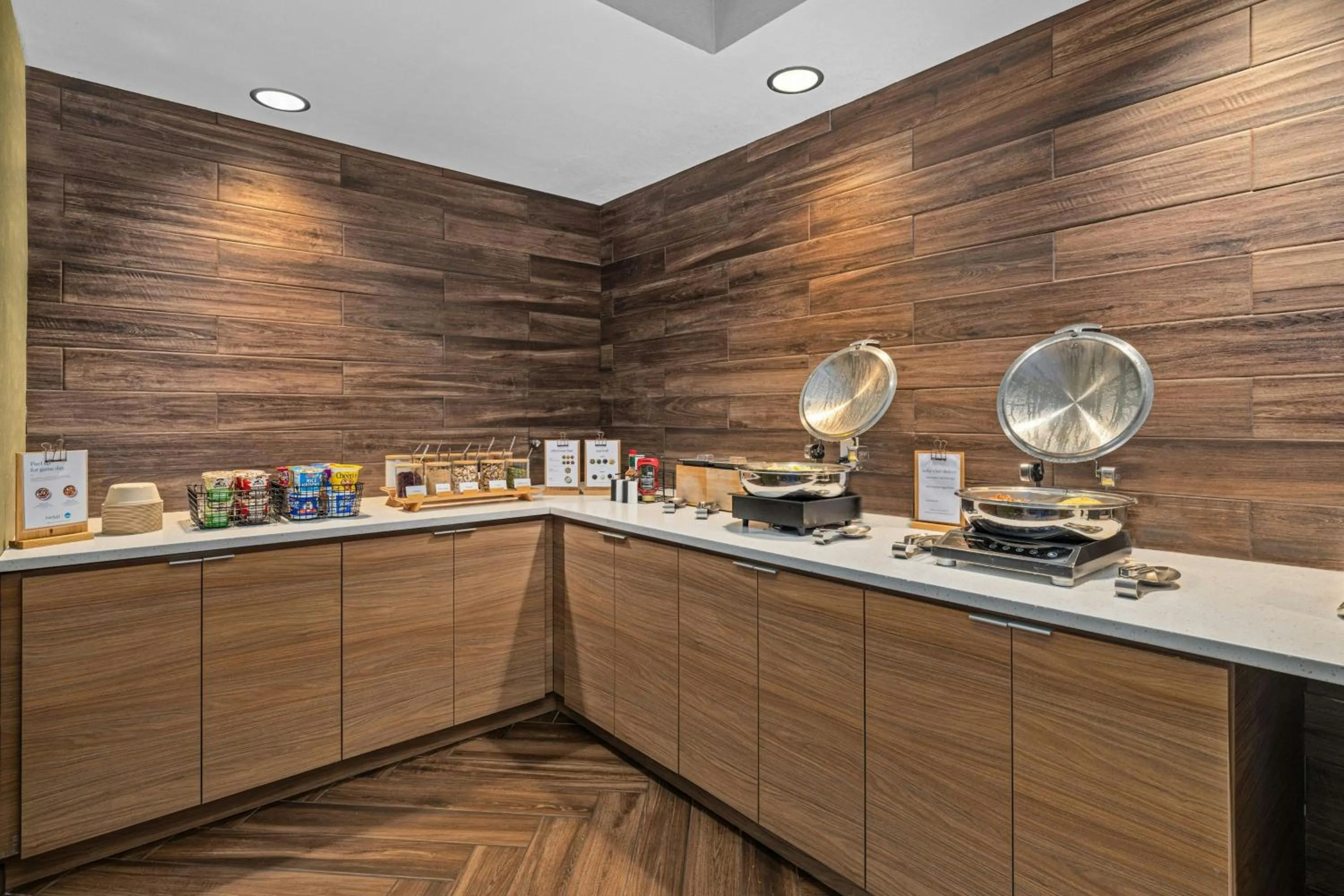 Breakfast in Fairfield Inn & Suites Billings