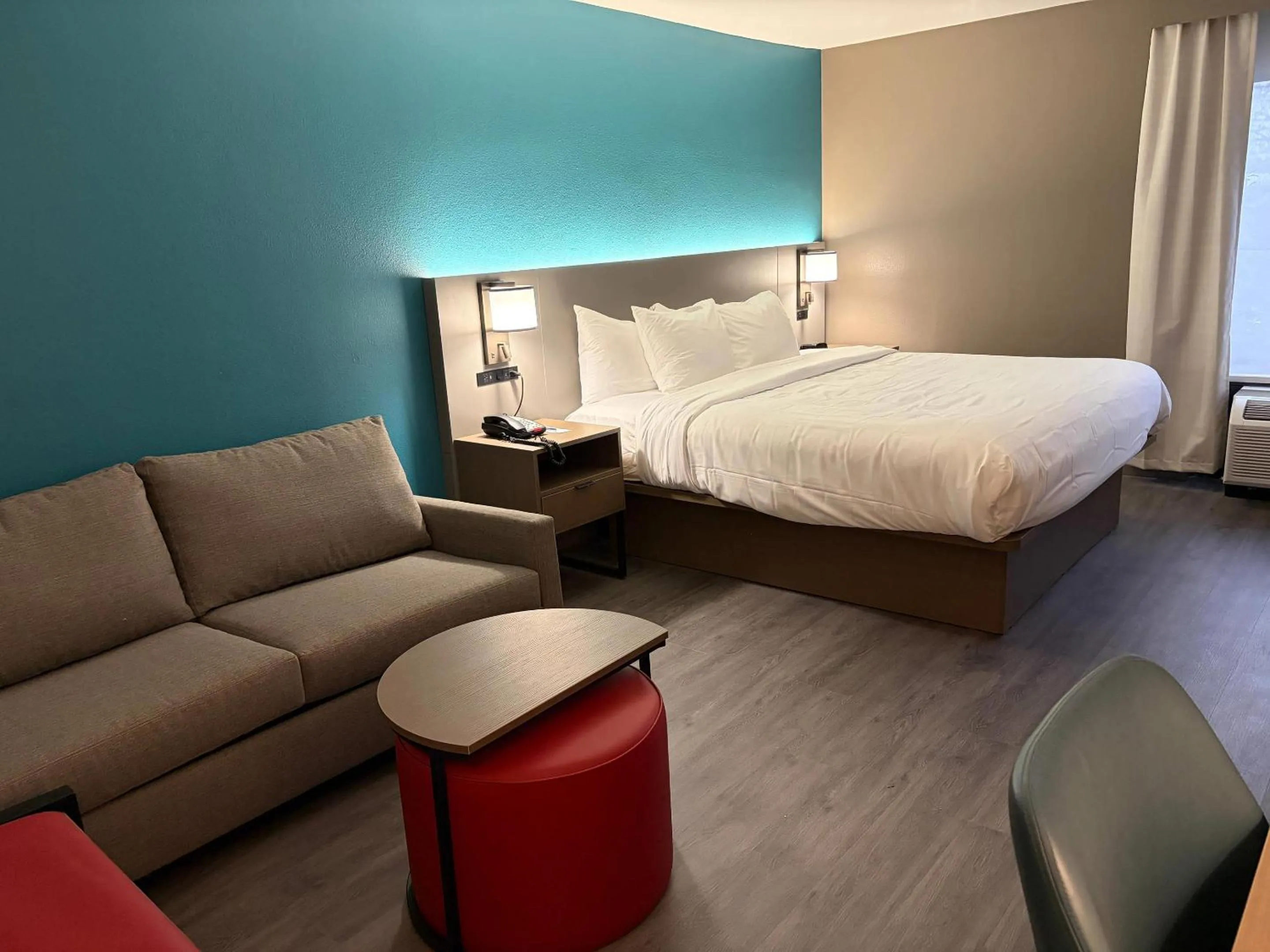 Bedroom, Bed in Comfort Inn & Suites