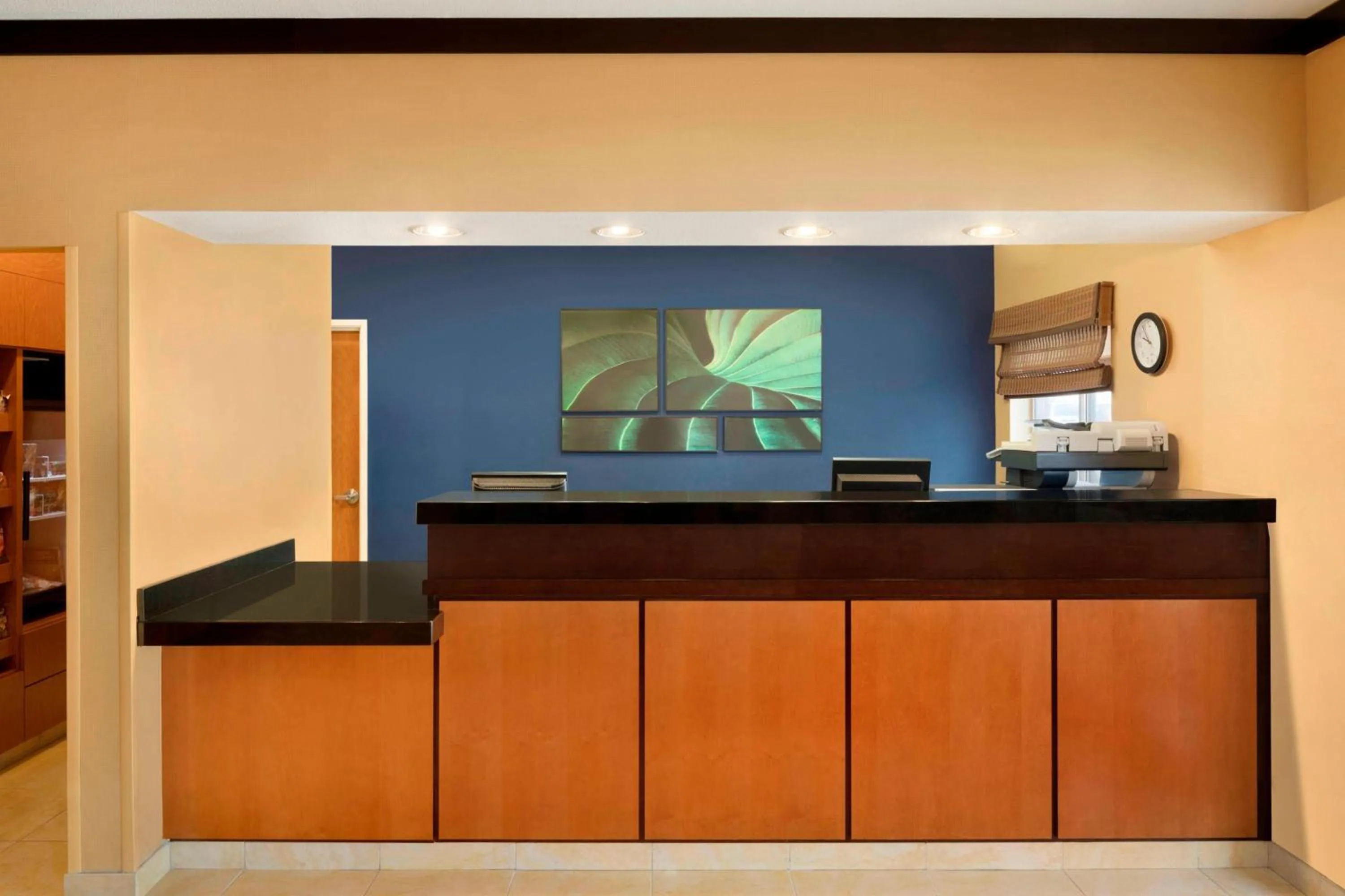 Lobby or reception in Fairfield Inn & Suites by Marriott Champaign