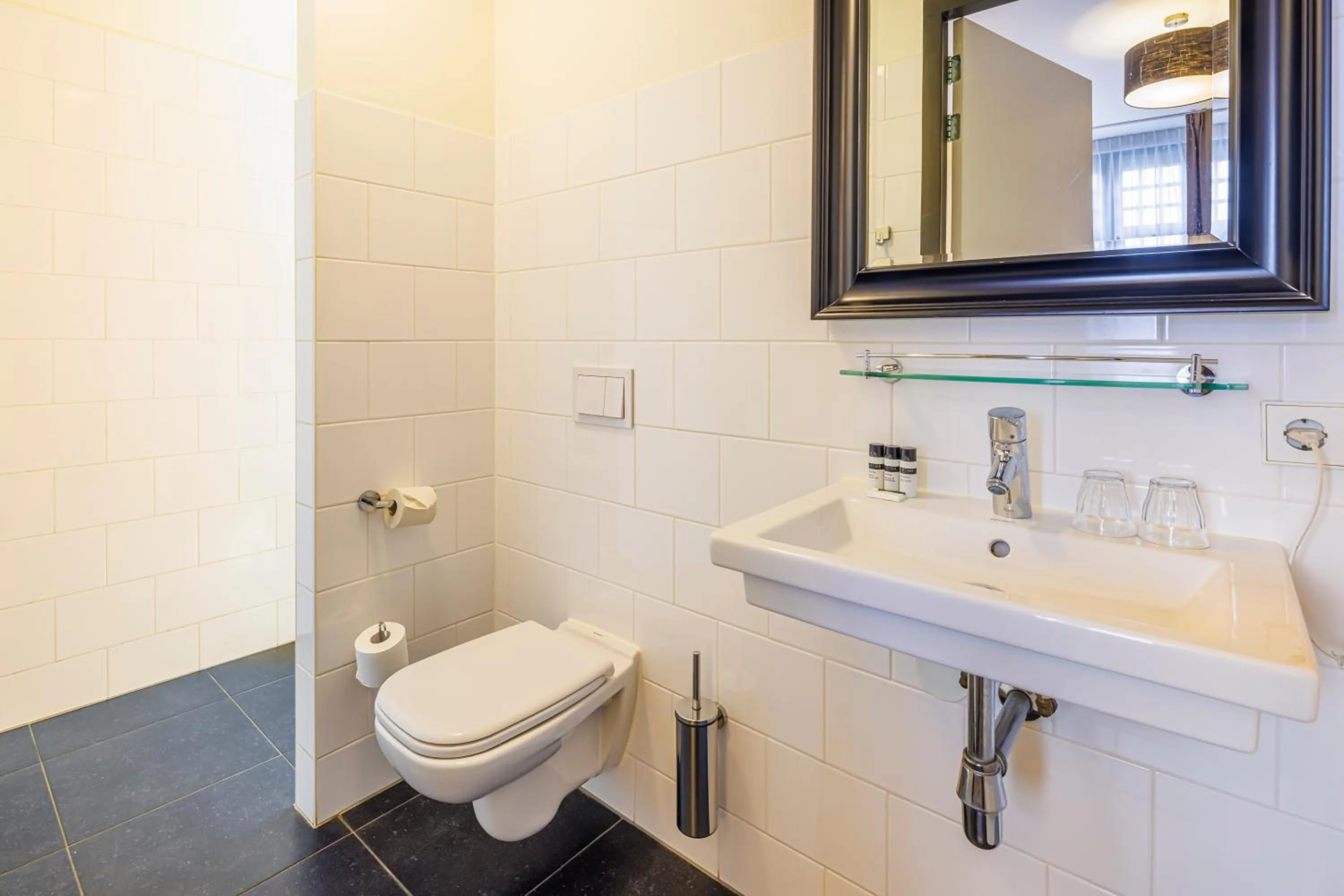 Shower in Grand Hotel Alkmaar