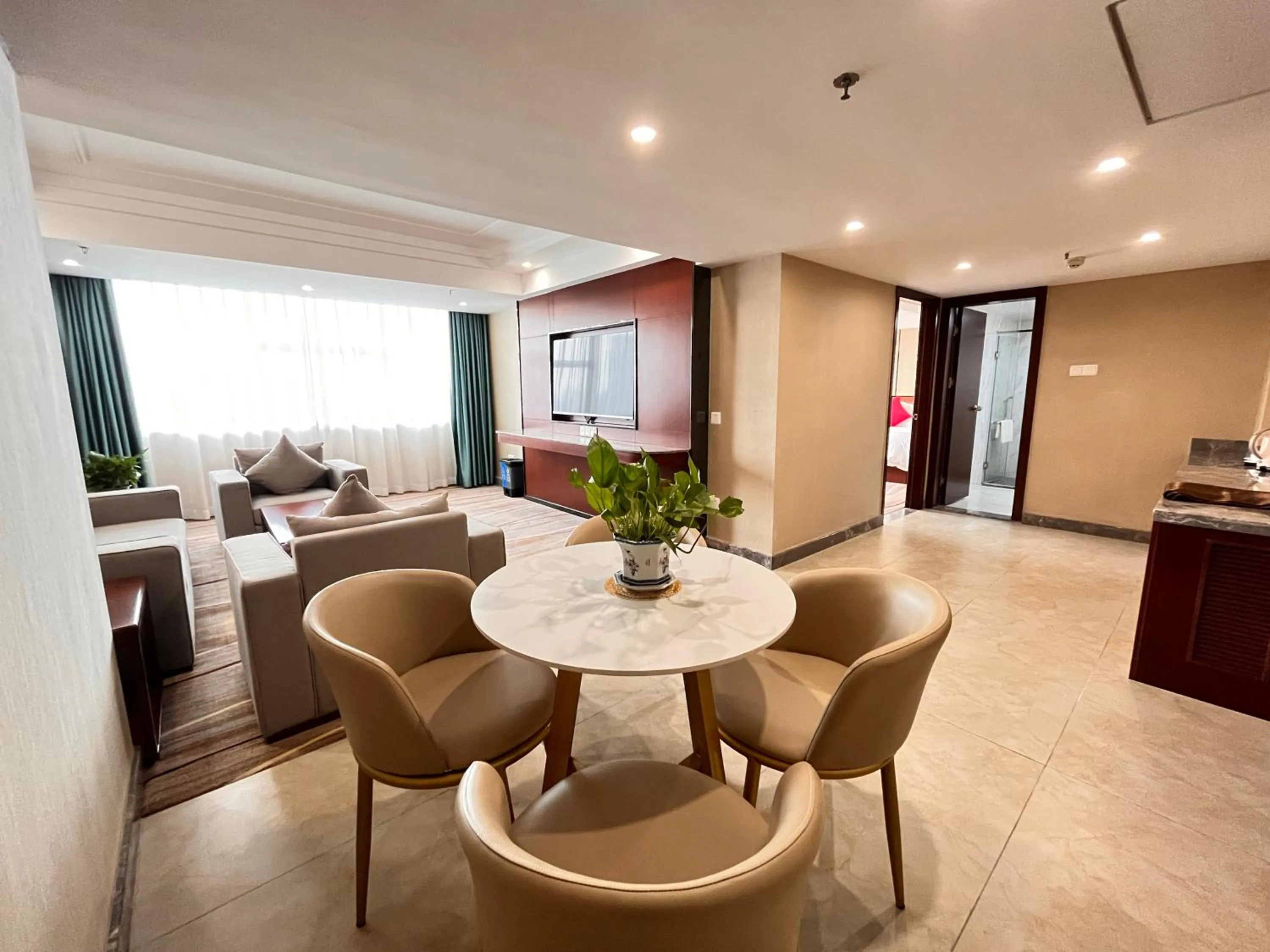 Living room in Skyline Plaza Hotel Guangzhou