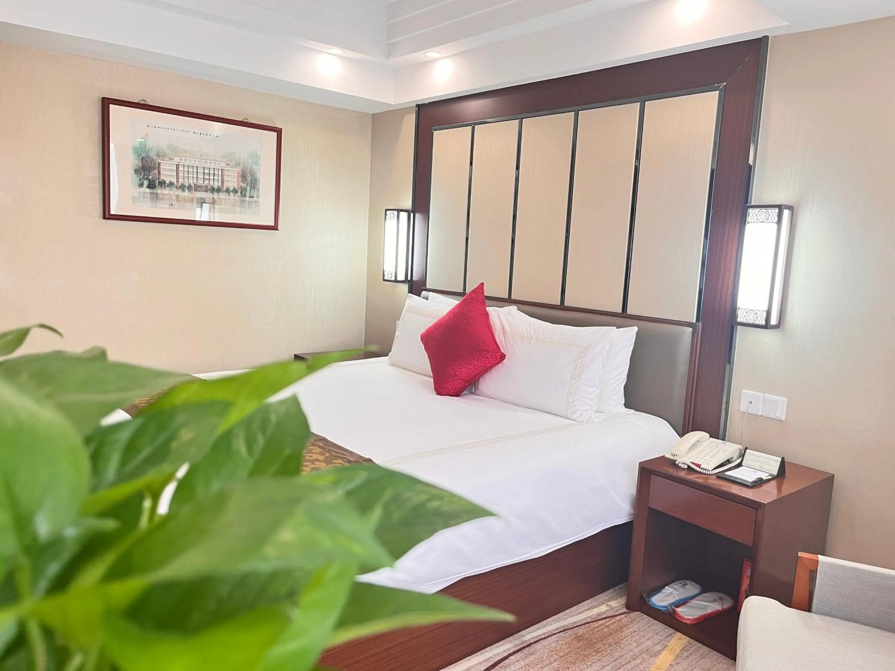 Bedroom in Skyline Plaza Hotel Guangzhou