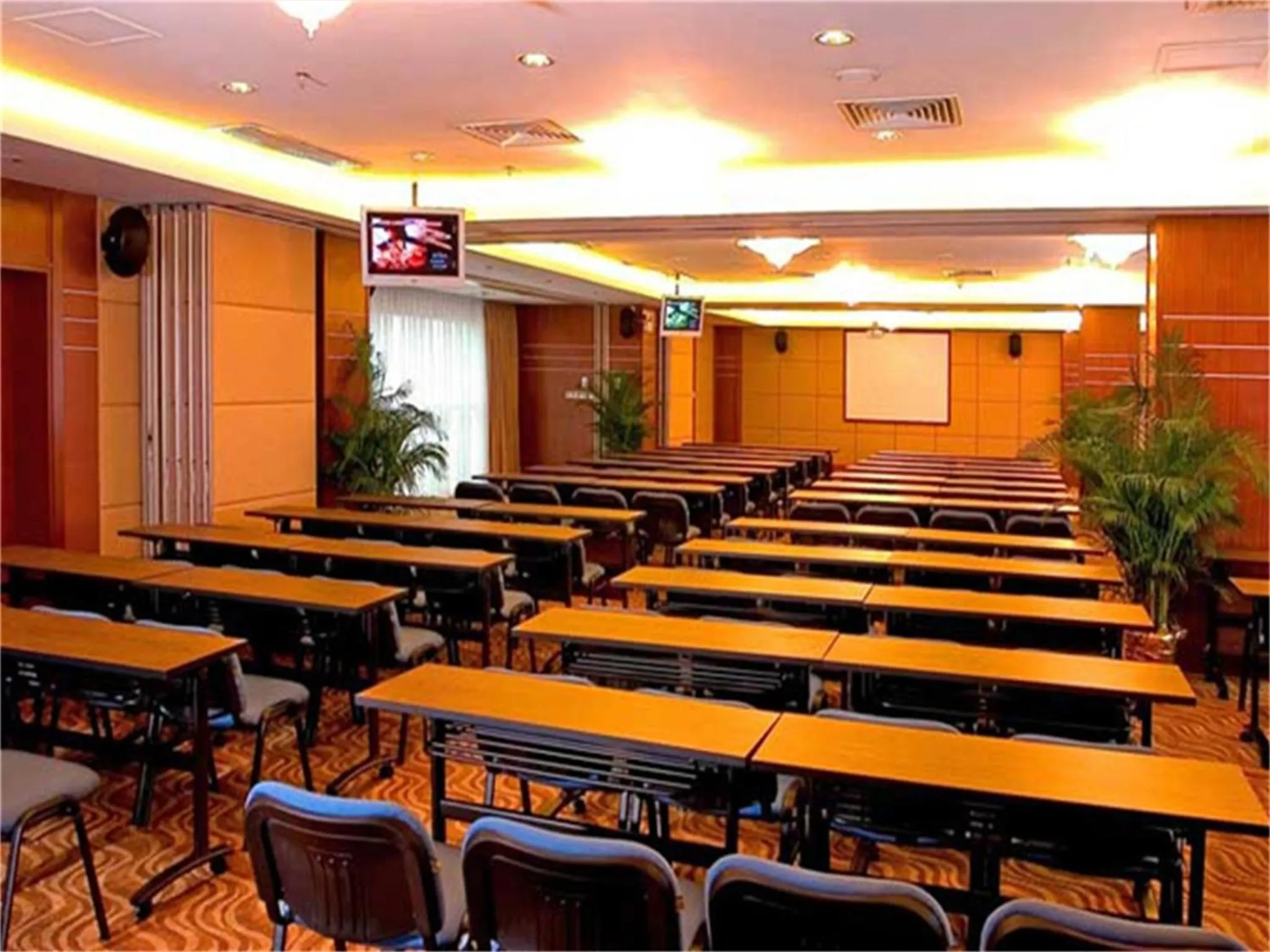 Banquet/Function facilities in Skyline Plaza Hotel Guangzhou