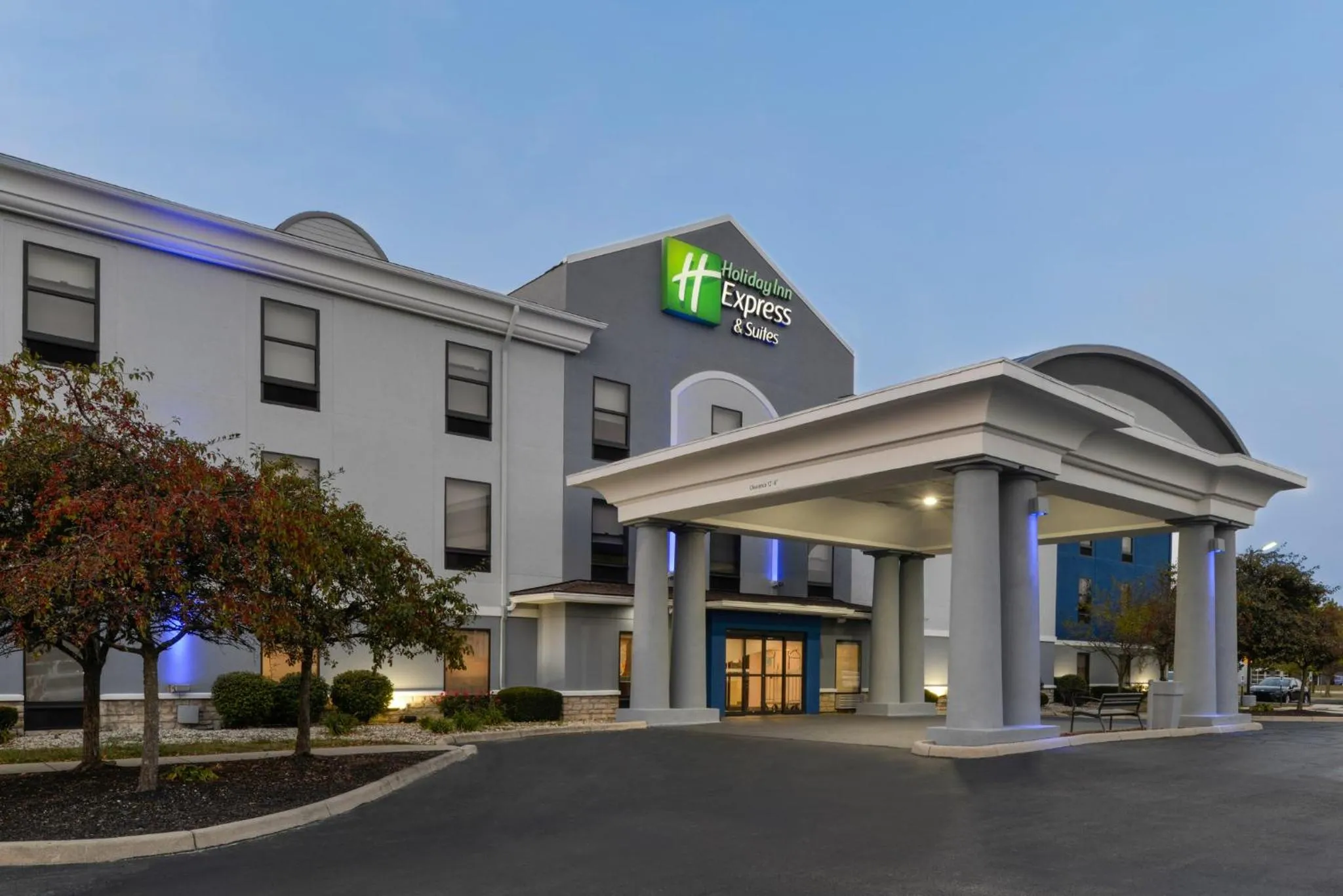 Property building in Holiday Inn Express Hotel and Suites Marysville by IHG