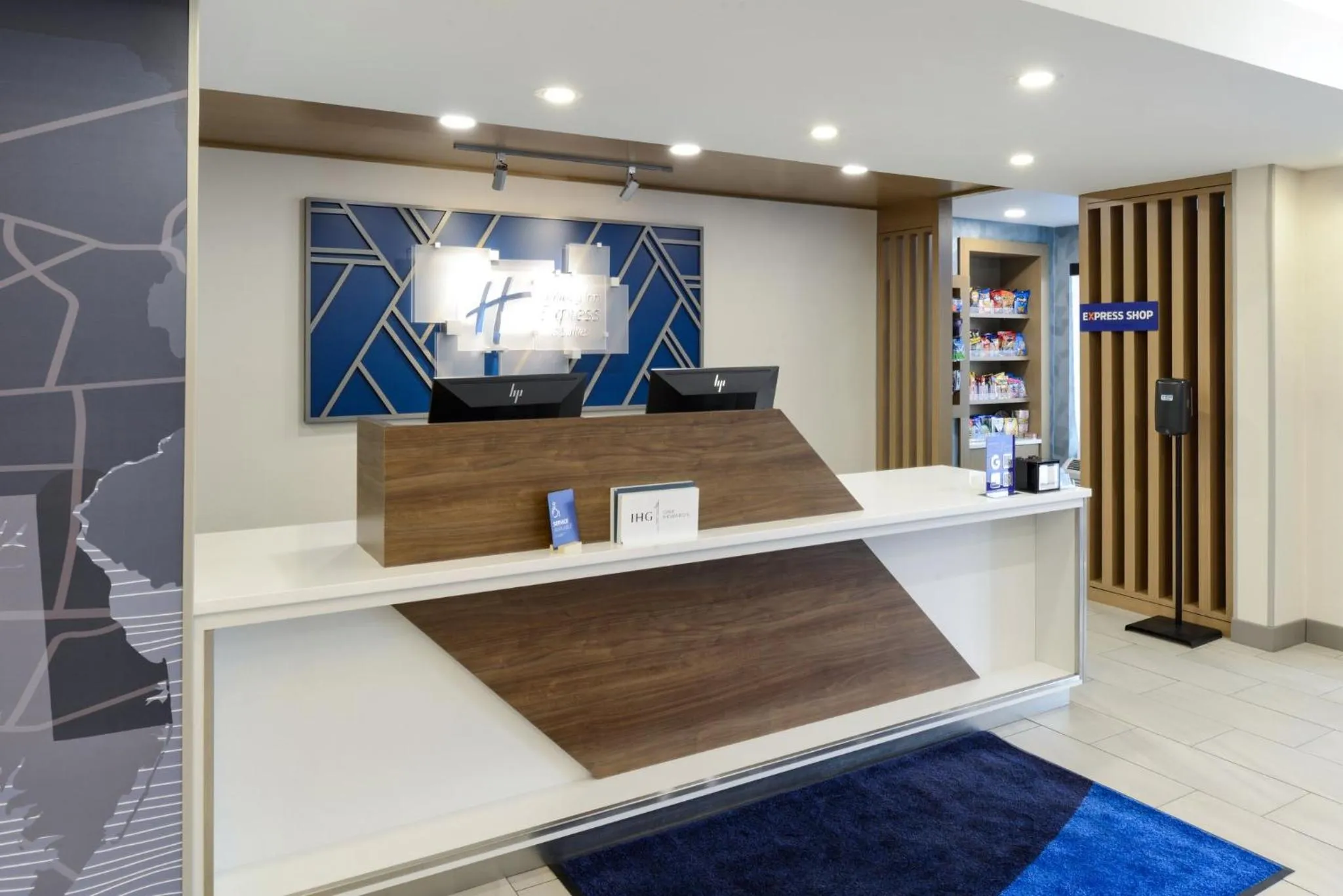 Property building in Holiday Inn Express Hotel and Suites Marysville by IHG