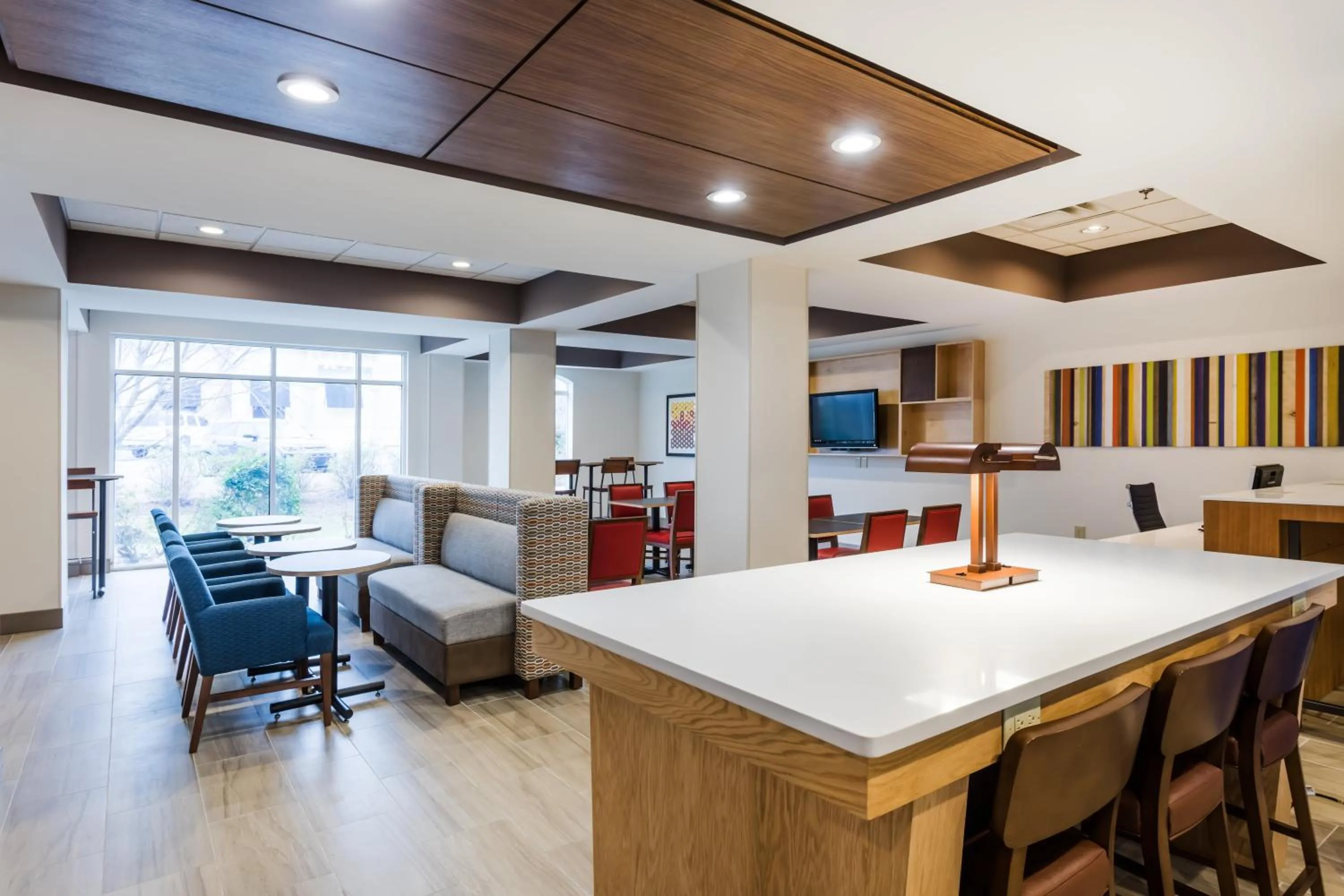 Restaurant/places to eat in Holiday Inn Express & Suites Bremen GA by IHG