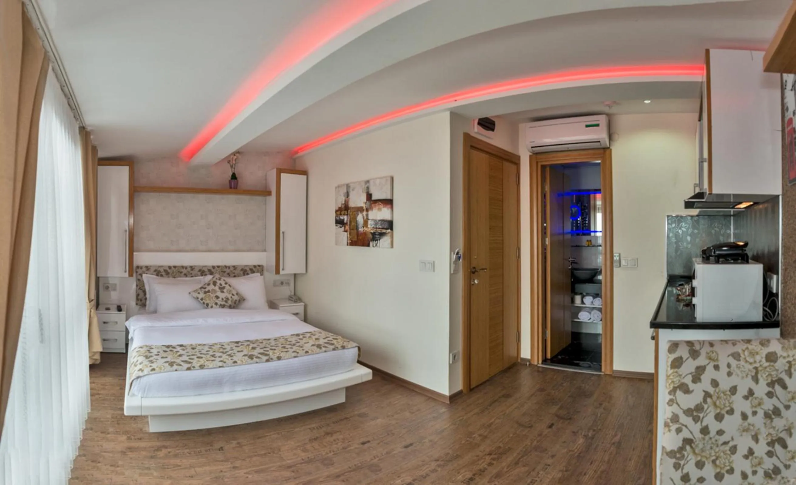 Photo of the whole room, Bed in Taxim Trend Apart