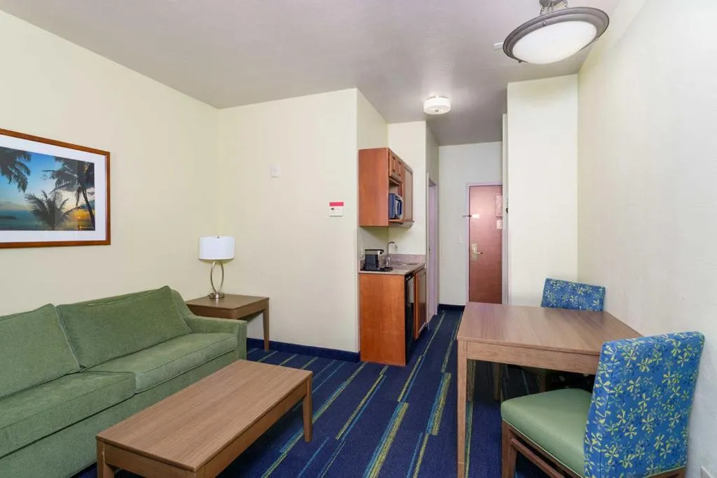 Triple Play Resort Hotel & Suites