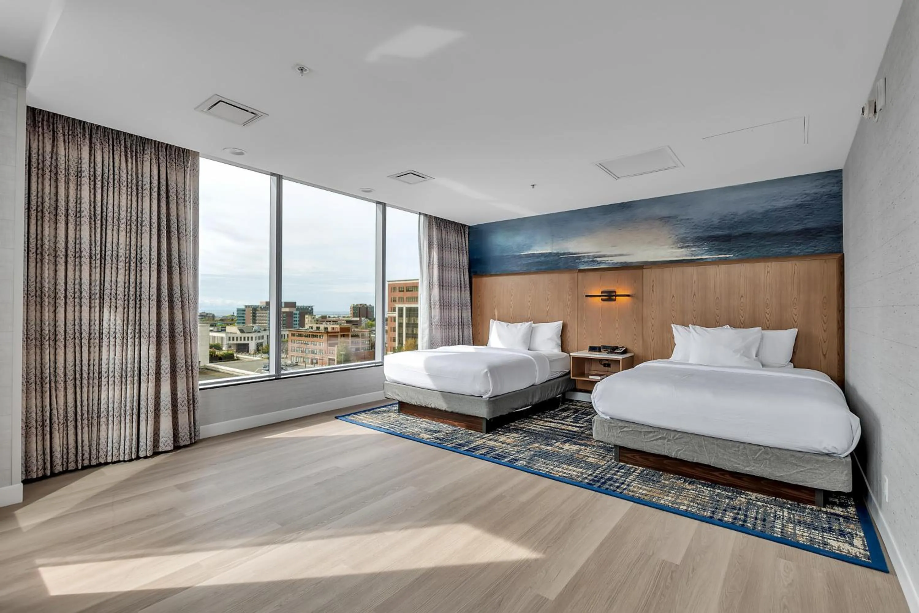 Bed in Embassy Suites Buffalo