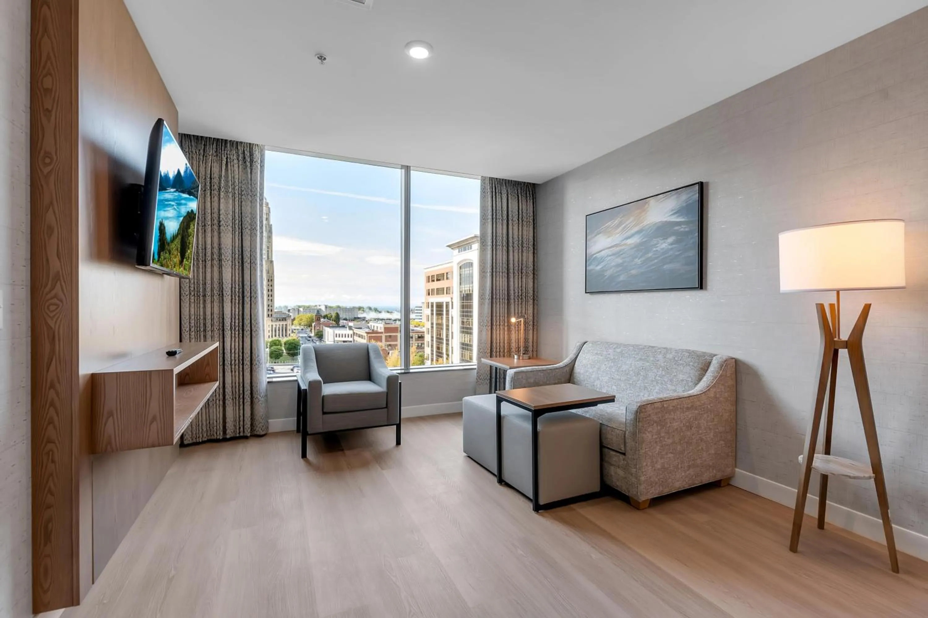 Living room in Embassy Suites Buffalo