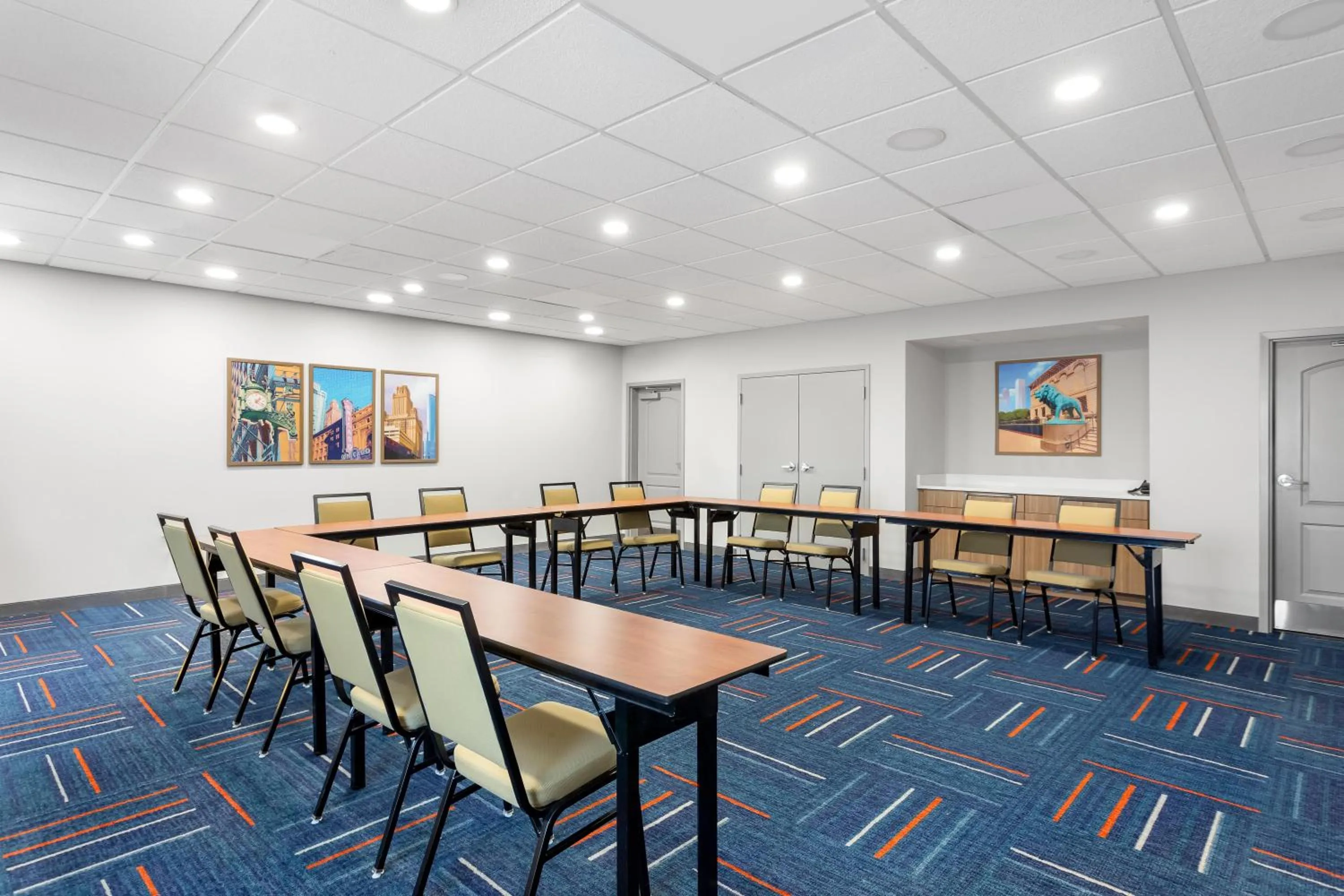 Meeting/conference room in Hampton Inn & Suites Chicago Deer Park