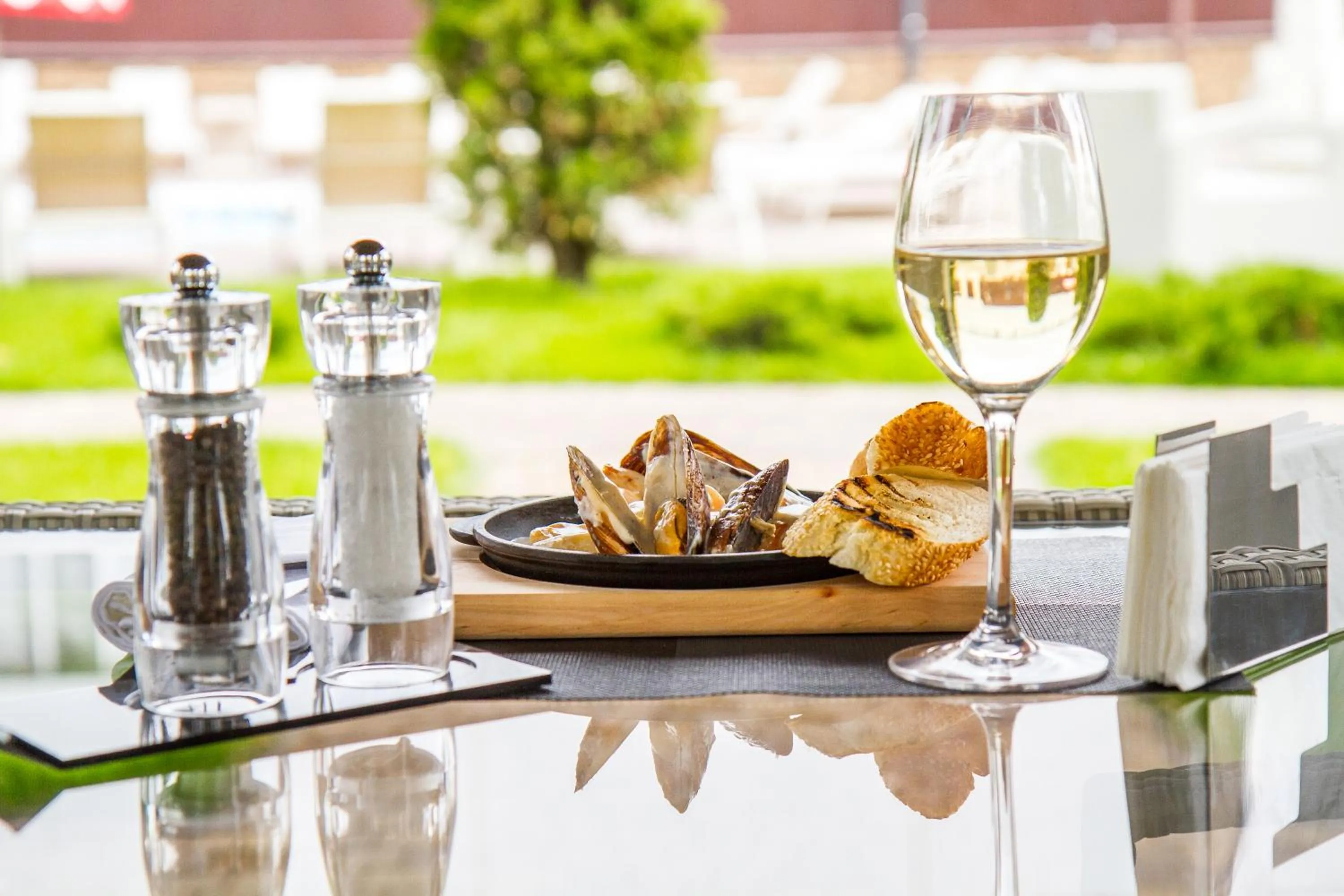 Food in City Holiday Resort & SPA