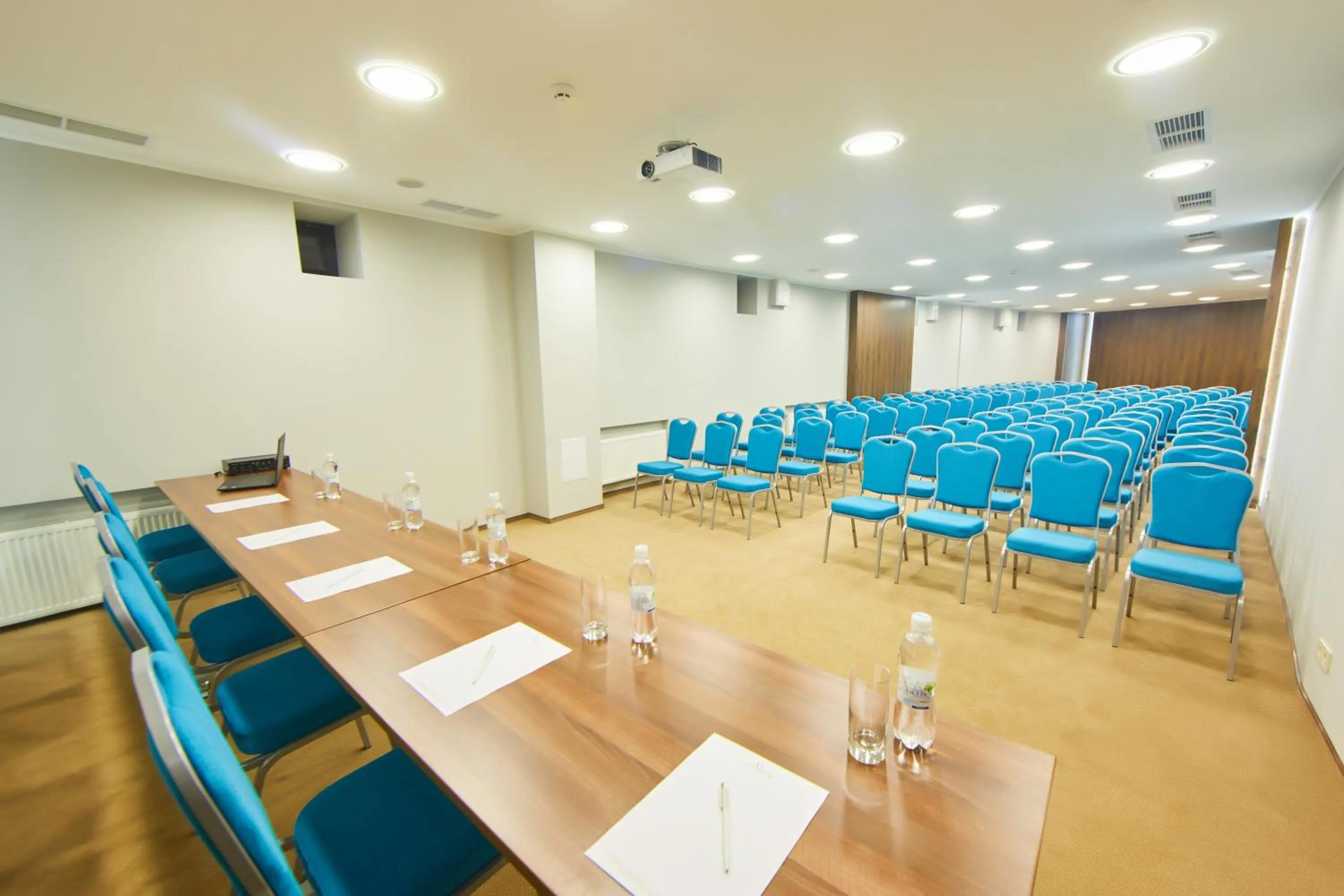 Business facilities in City Holiday Resort & SPA