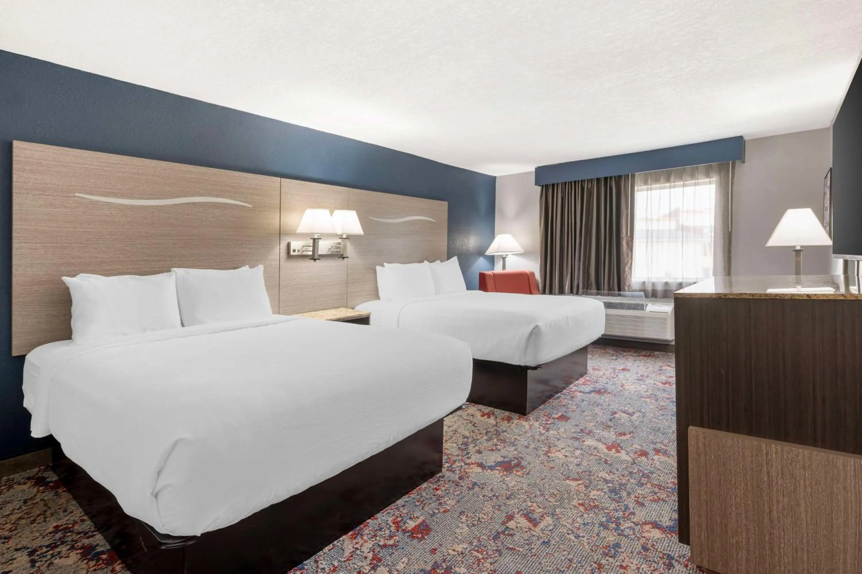 Bedroom, Bed in Best Western Kokomo Hotel