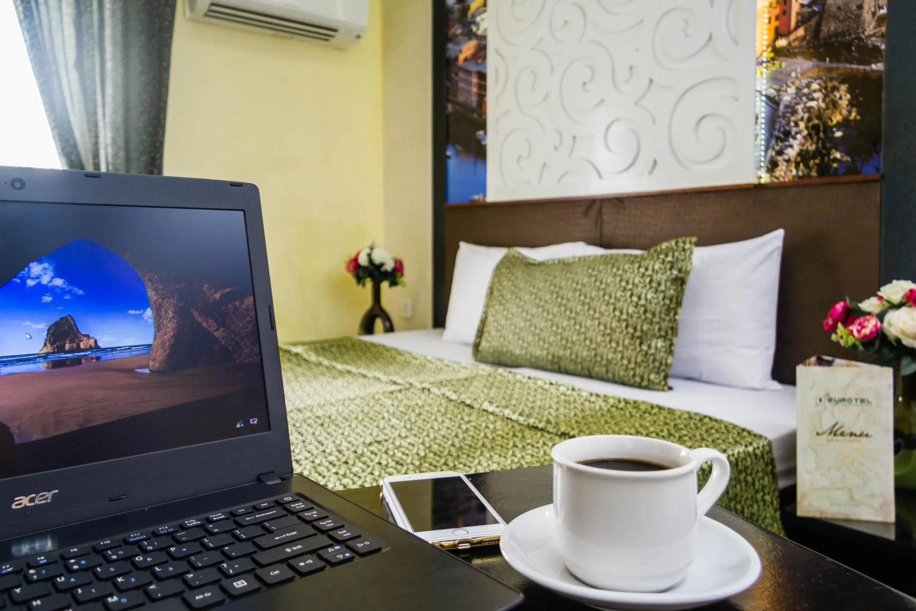 Bed in Eurotel Vivaldi Araneta