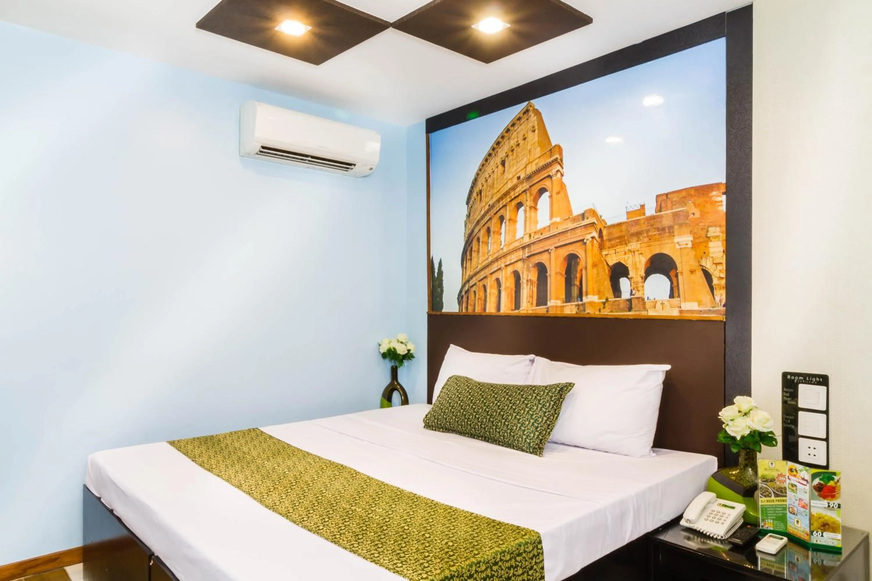 Bedroom in Eurotel Vivaldi Araneta