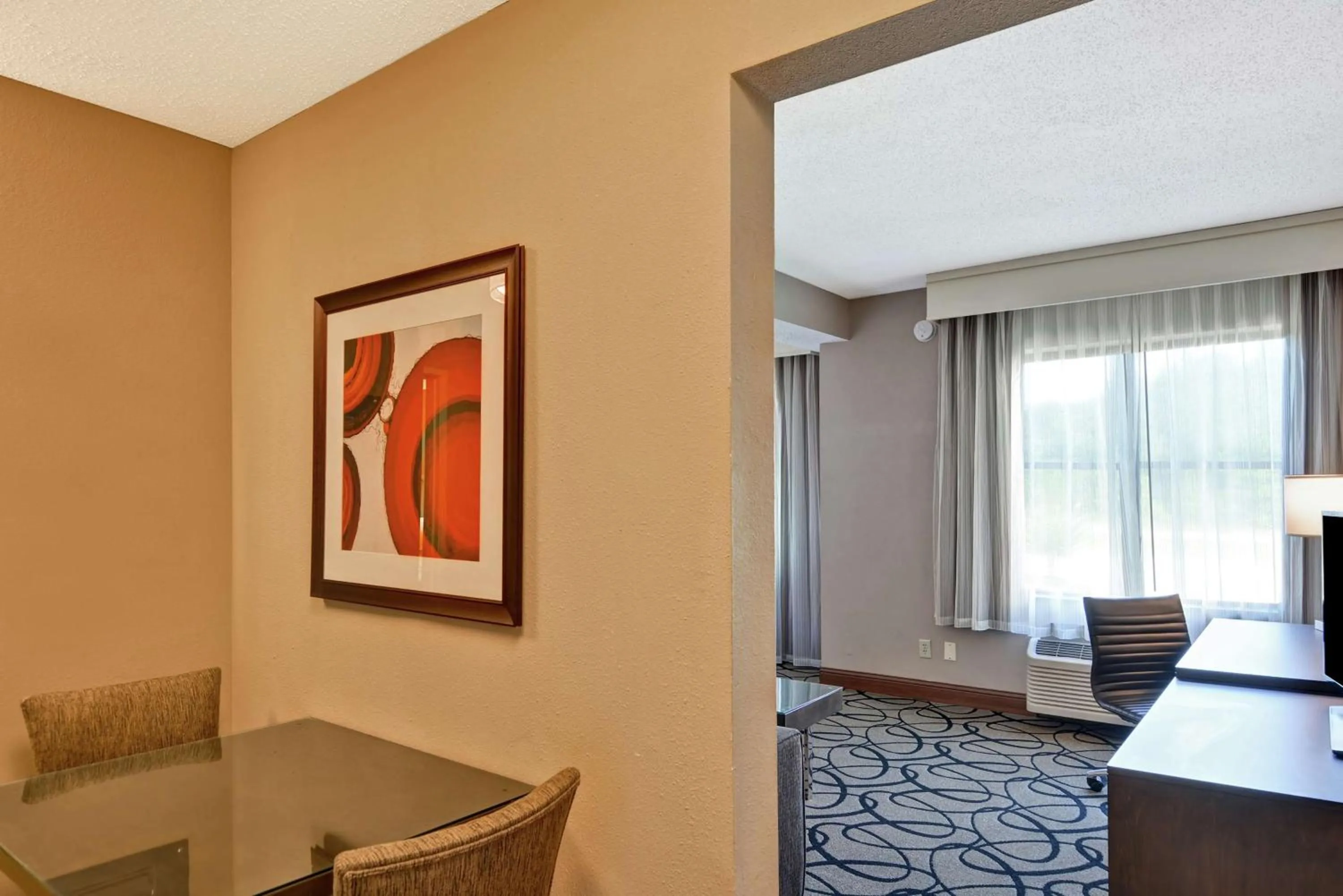 Bedroom in DoubleTree by Hilton Hattiesburg, MS