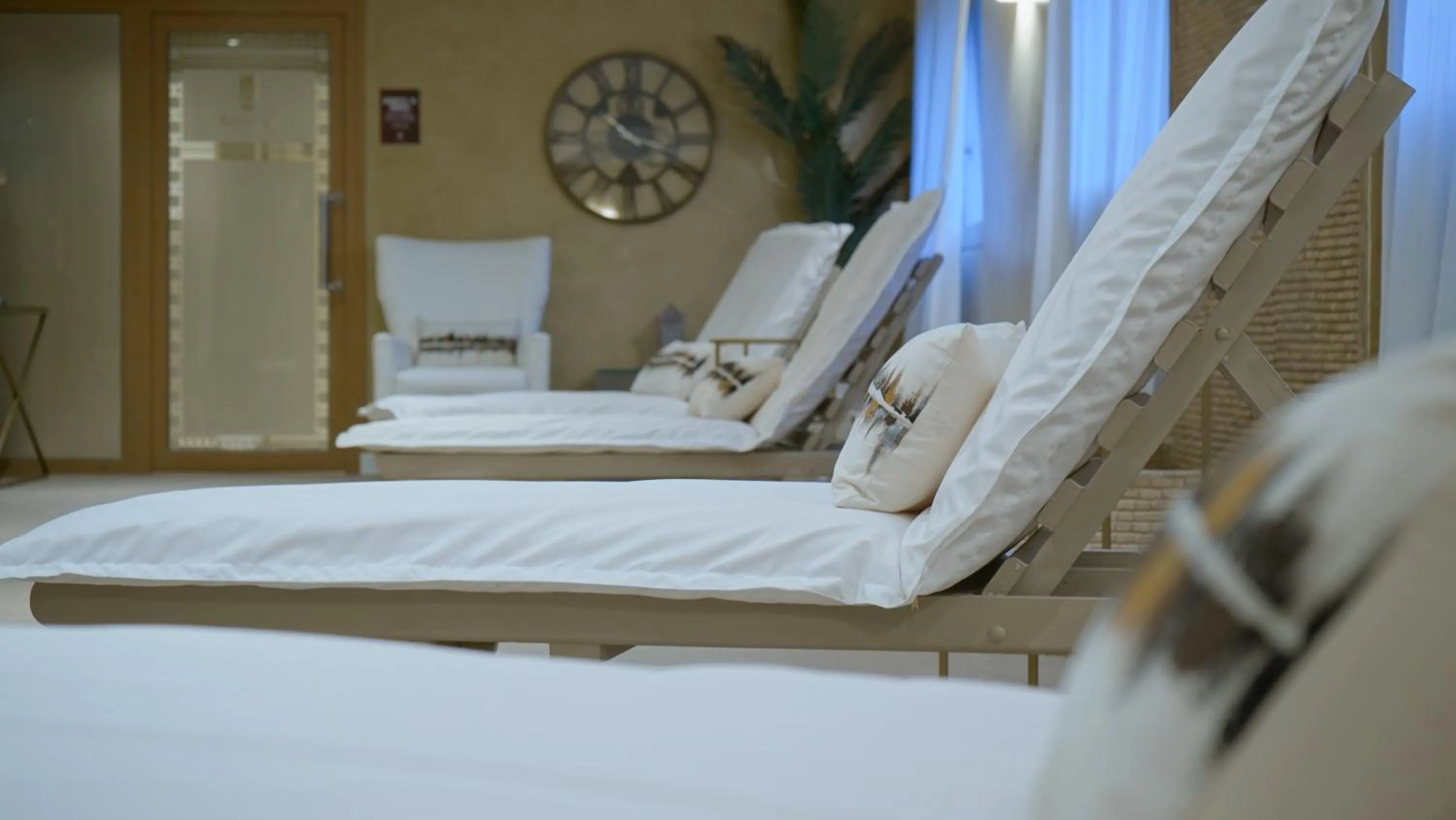 Spa and wellness centre/facilities, Bed in Hotel Albatros