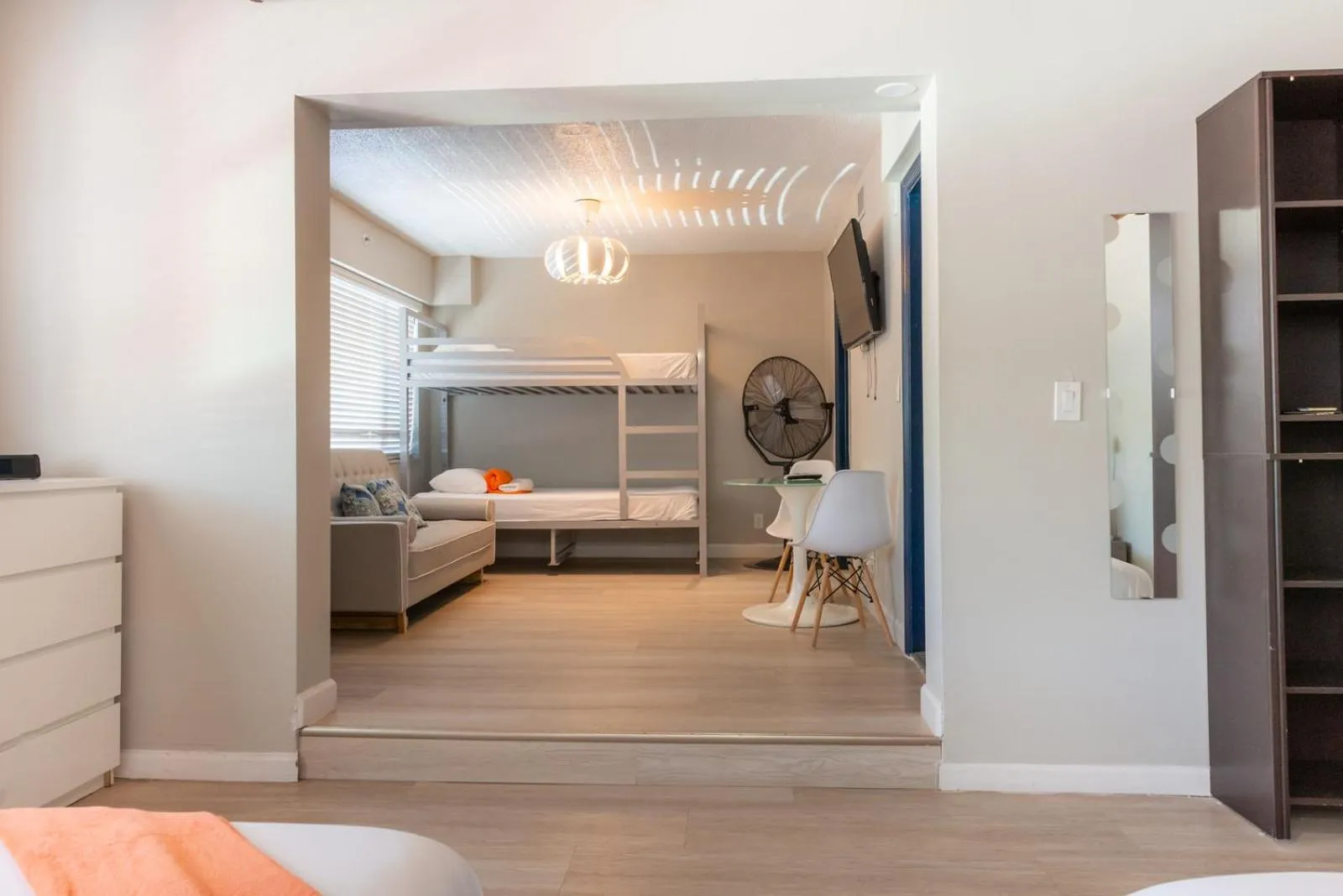 Bedroom, Bed in Hollywood Beach Suites and Hotel