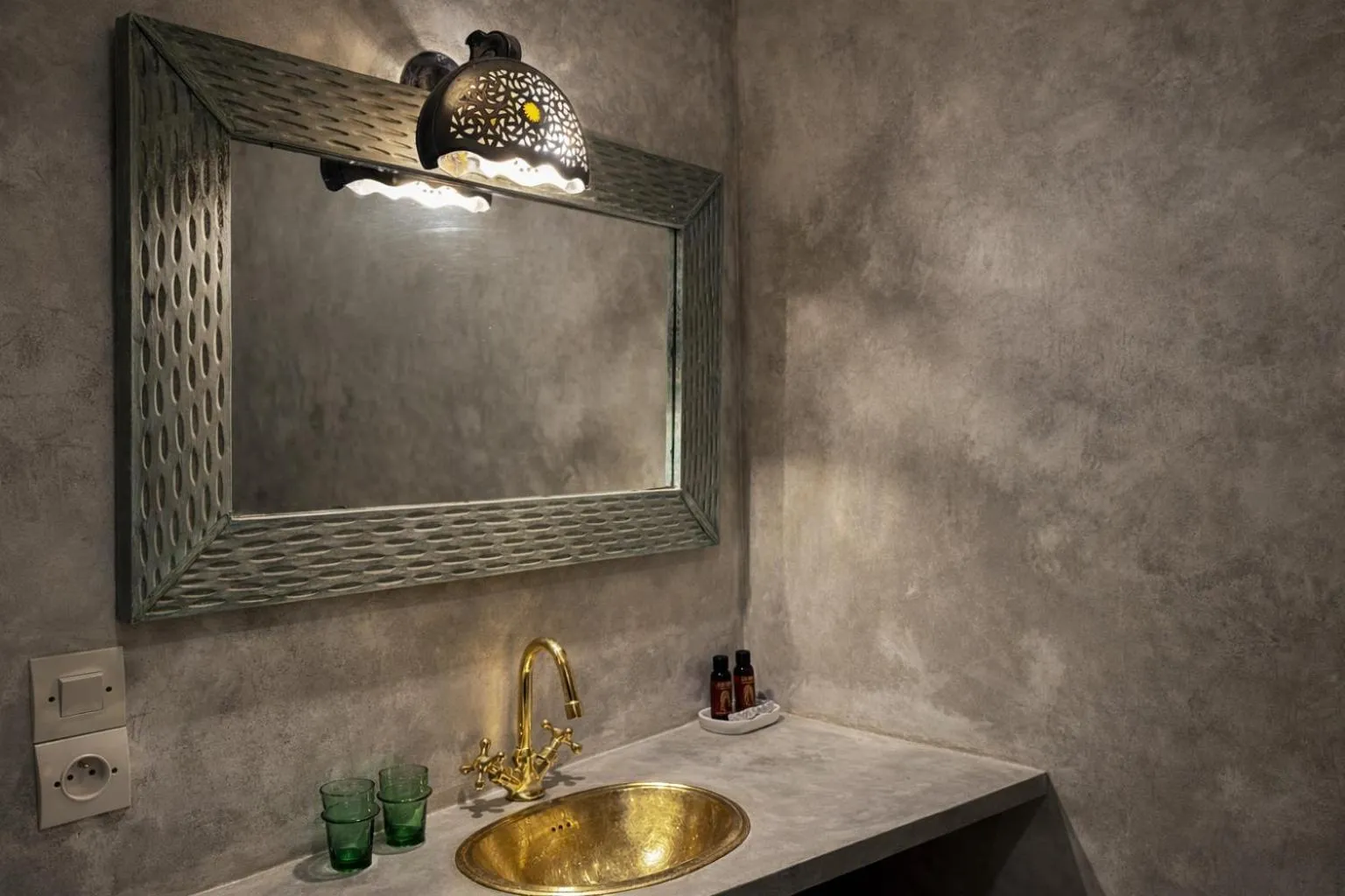 Bathroom in Riad Lapis-lazuli