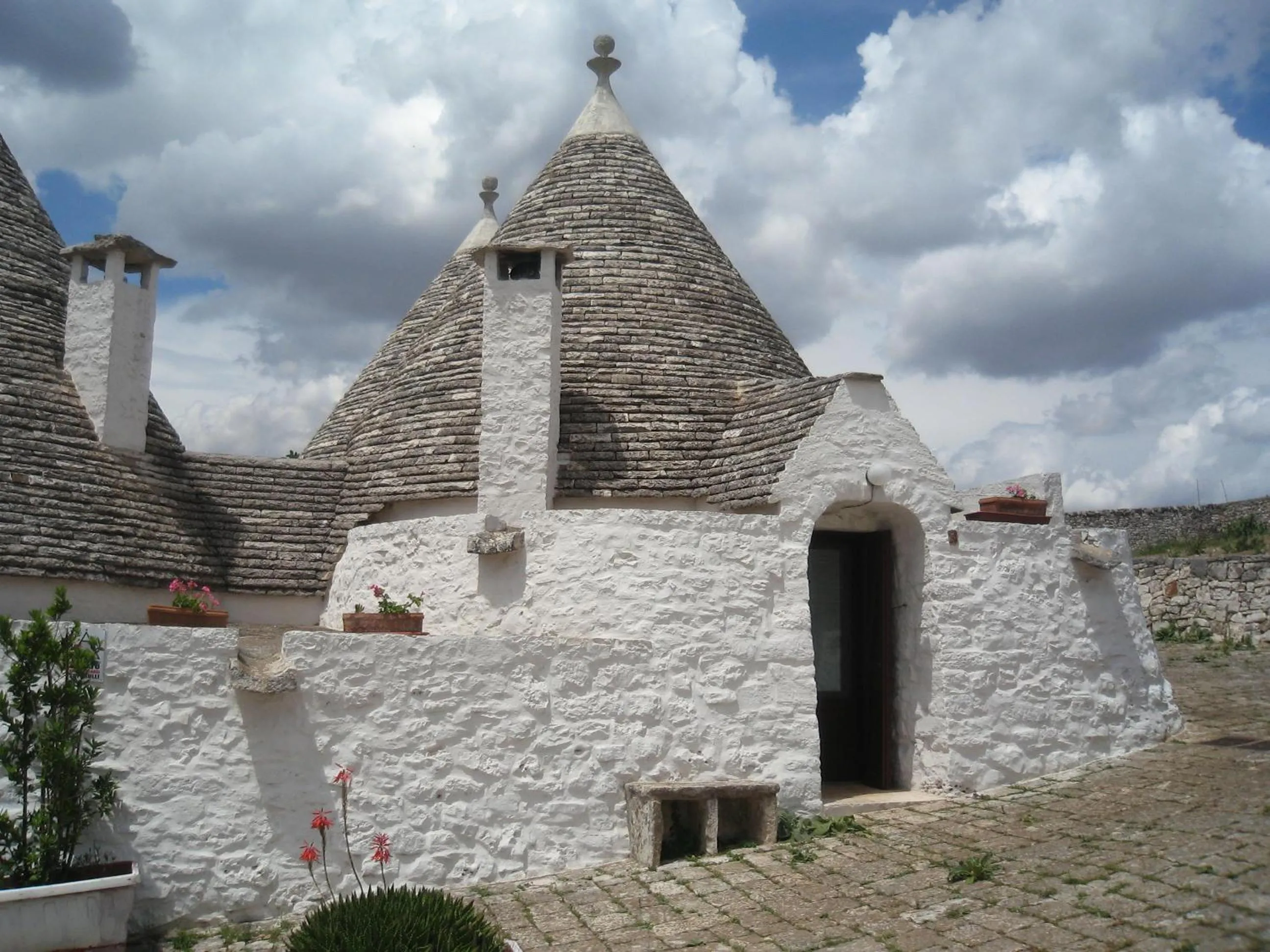Property building in Masseria Colombo