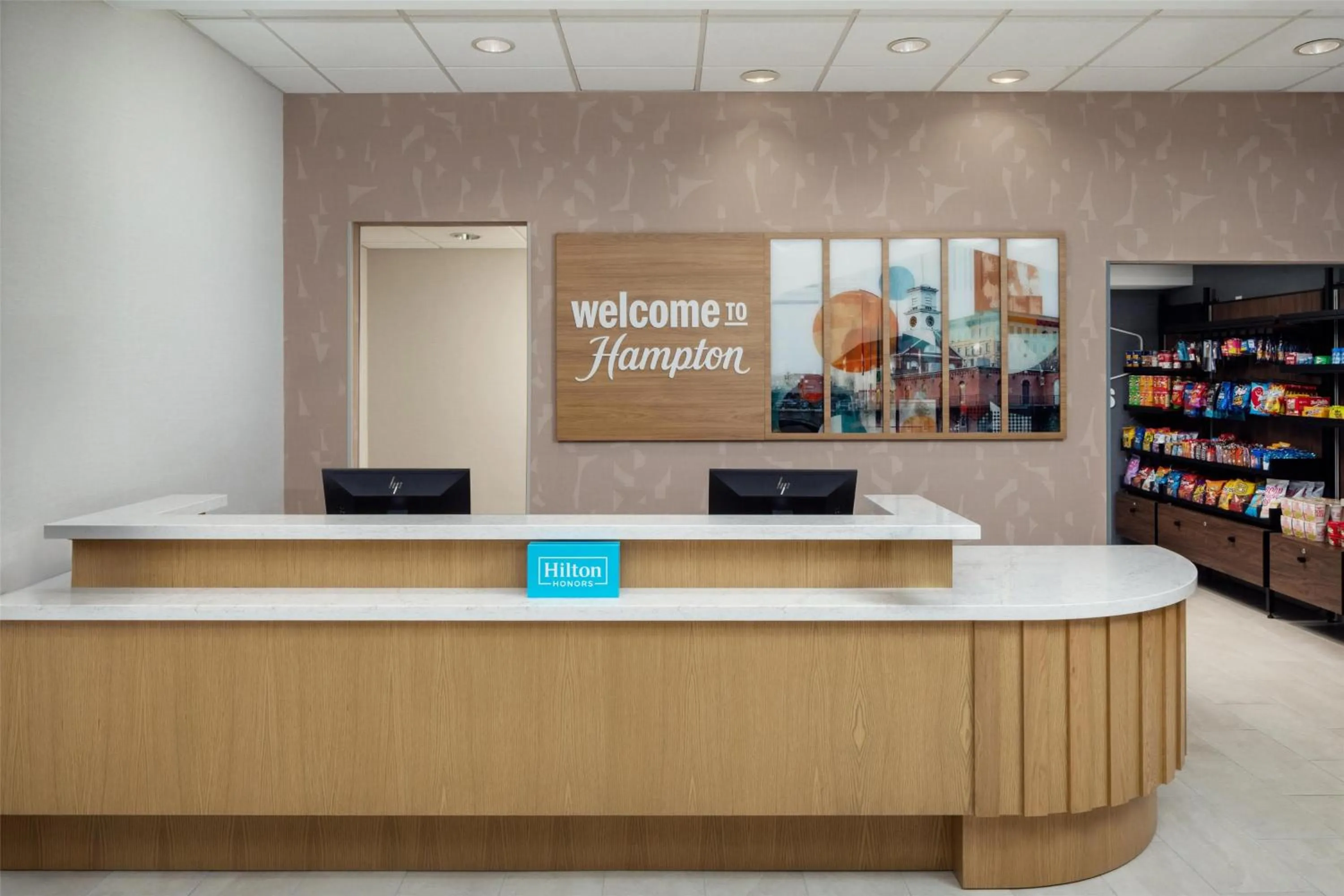 Lobby or reception in Hampton Inn Nashua