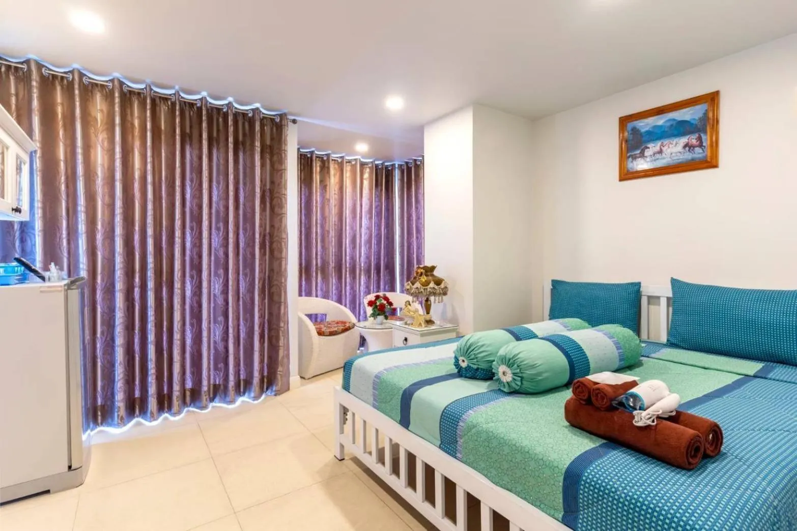 Bed in Parvena Hotel Sathorn